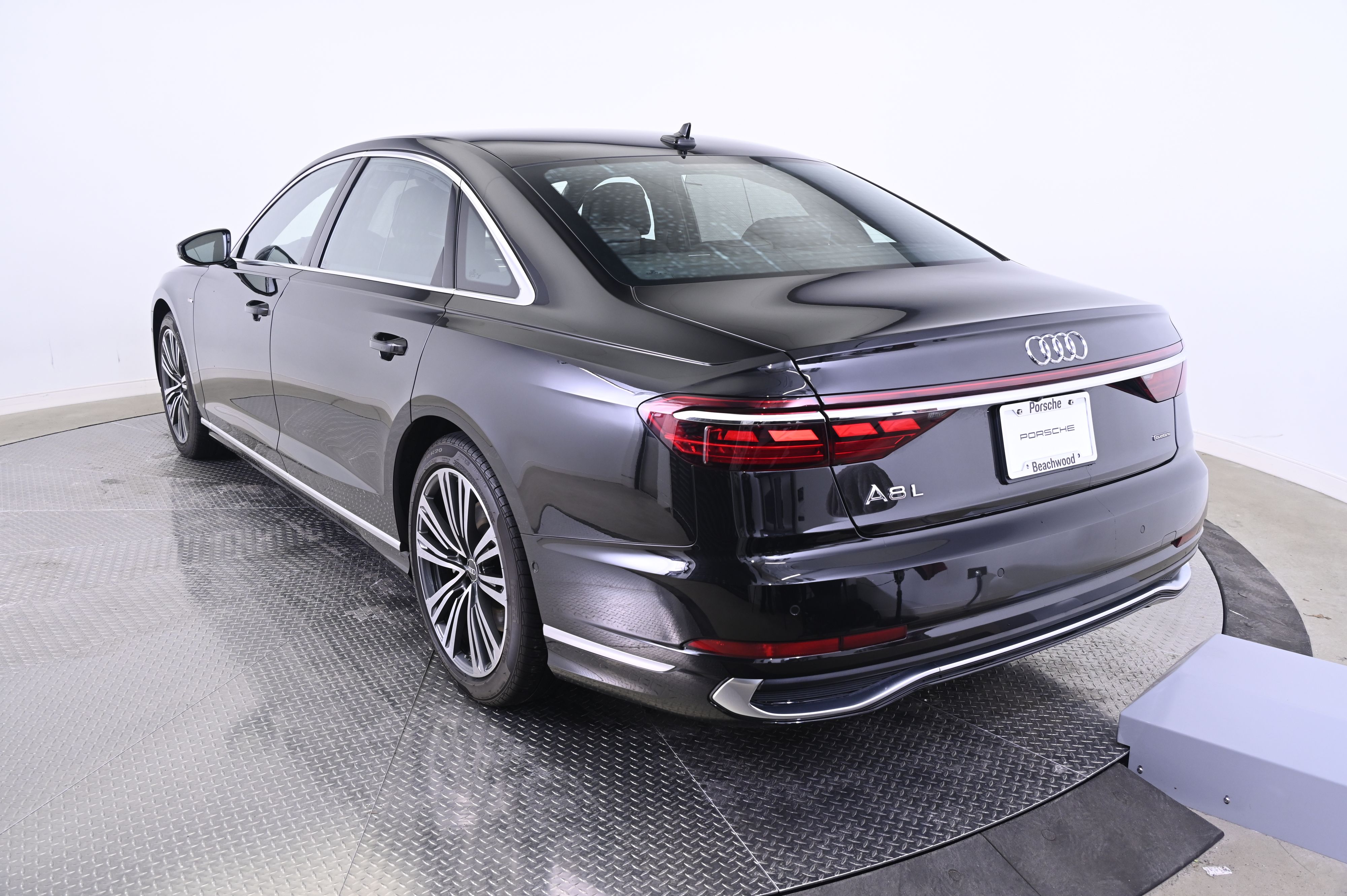 Thumbnail: 2023 Audi A8 - 3