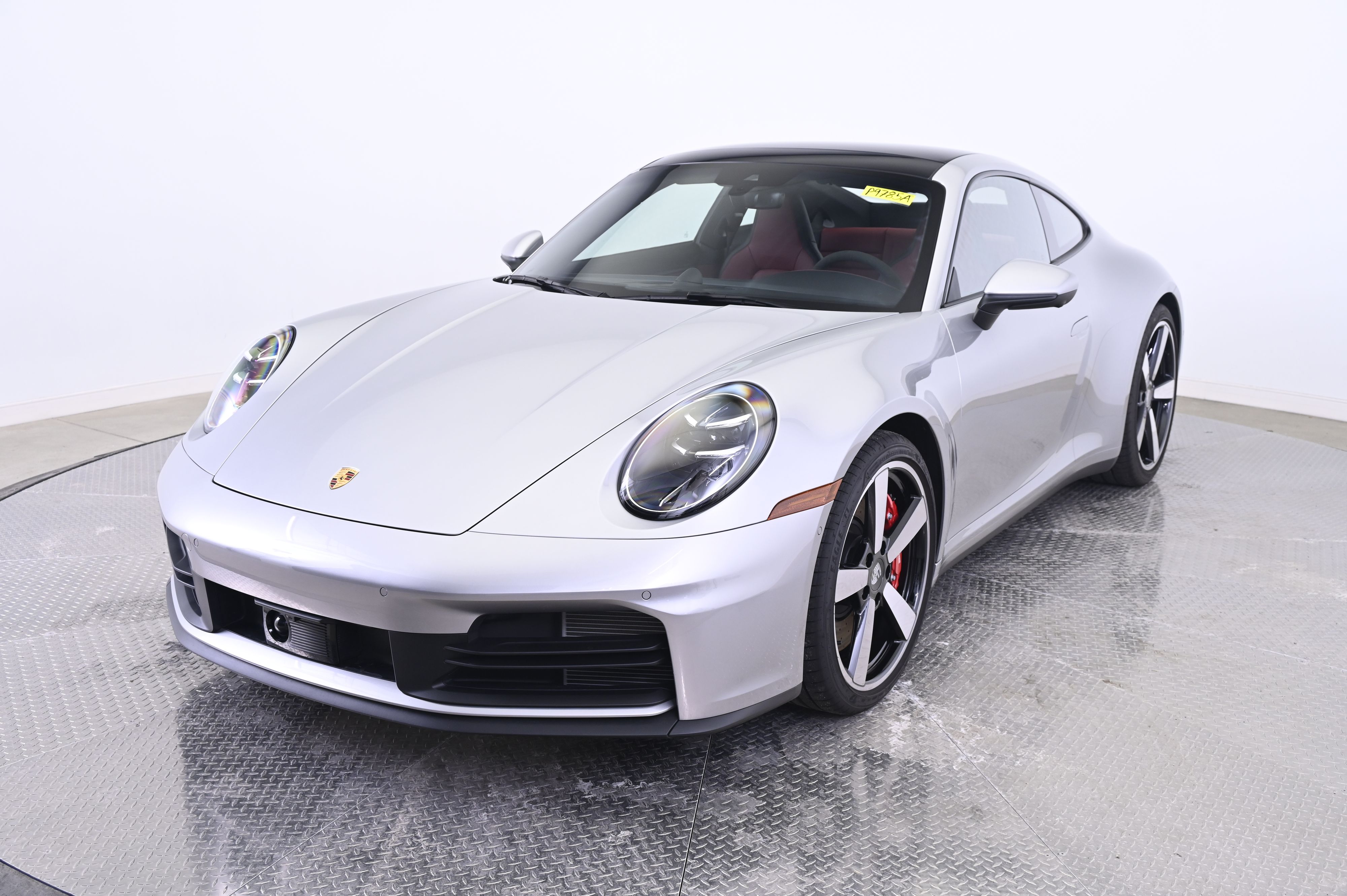 Thumbnail: 2025 Porsche 911 - 1