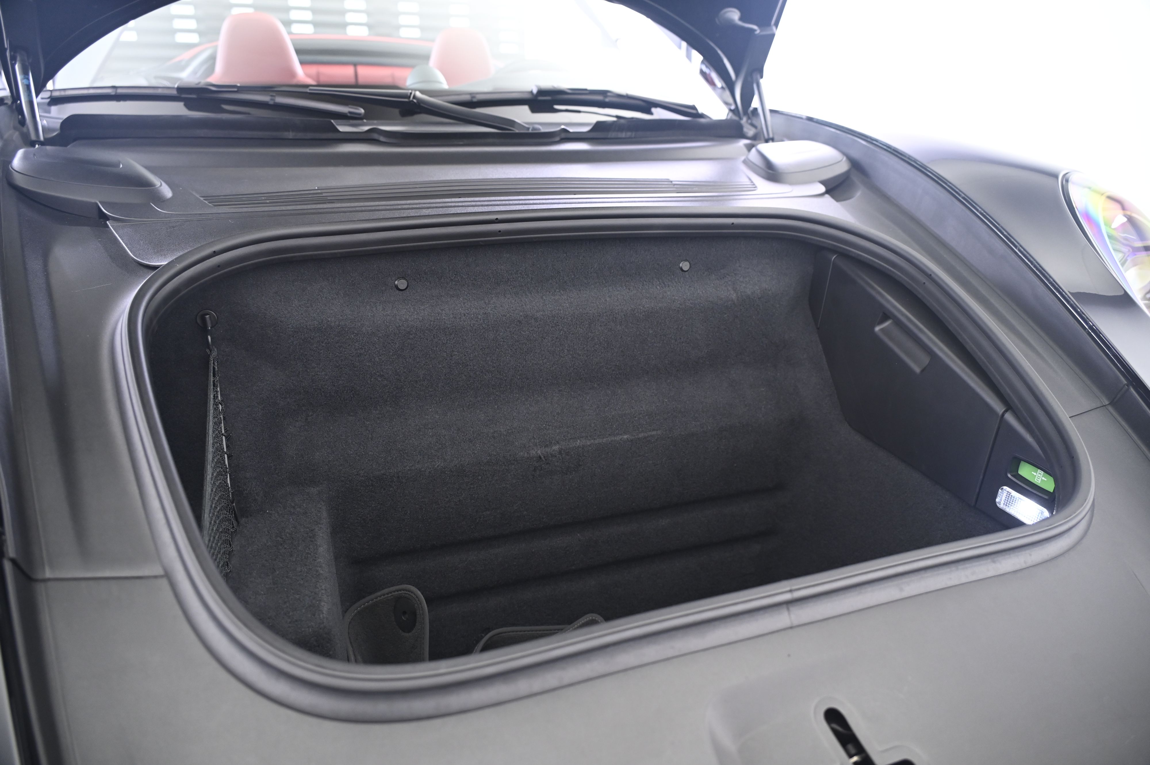 Thumbnail: 2021 Porsche 911 - 18
