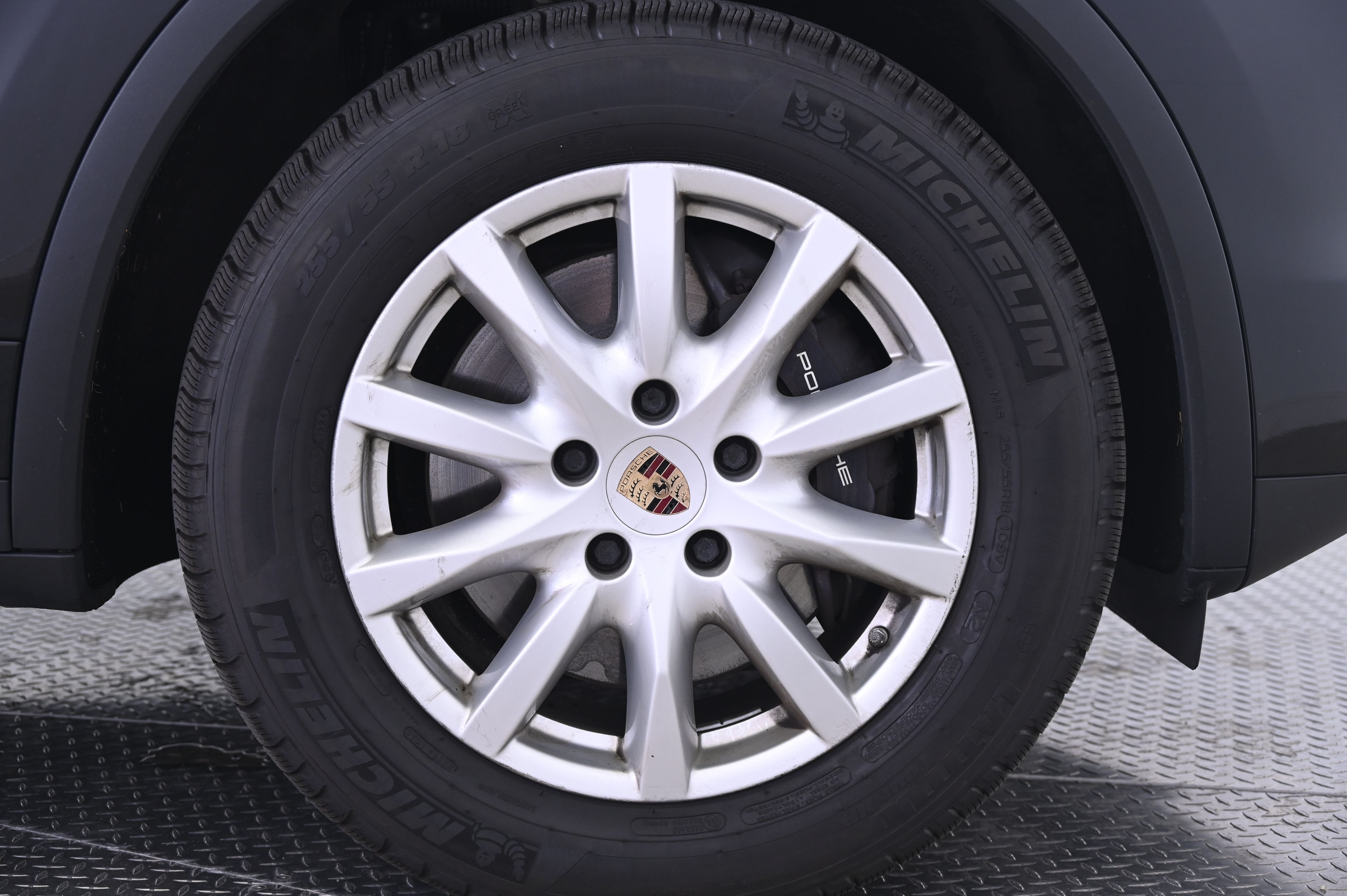 Thumbnail: 2014 Porsche Cayenne - 14