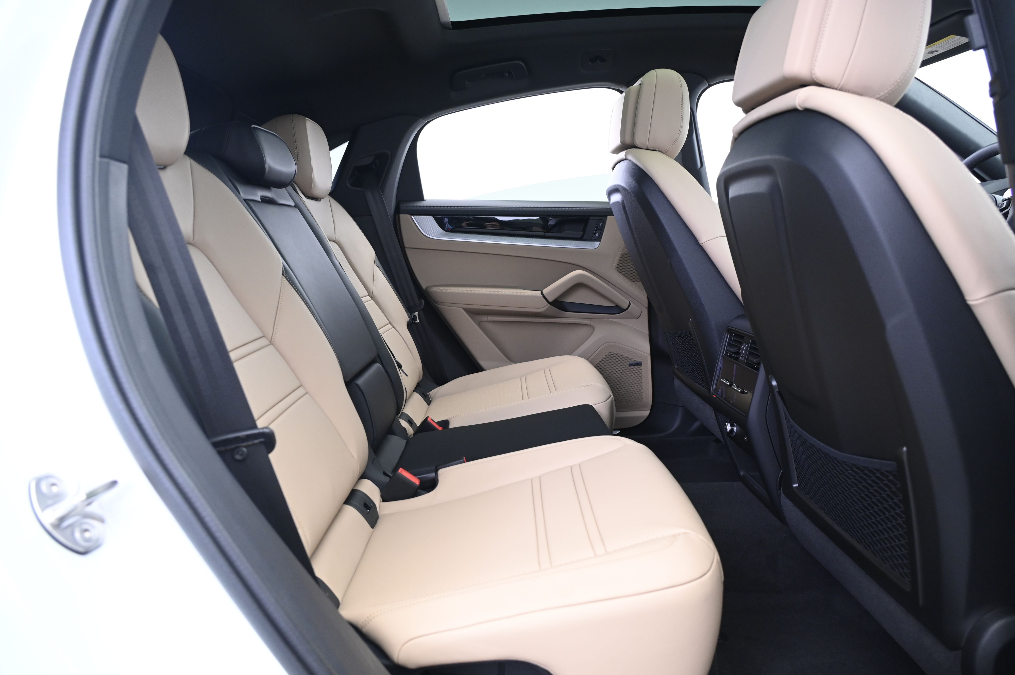 Thumbnail: 2026 Porsche  - 18