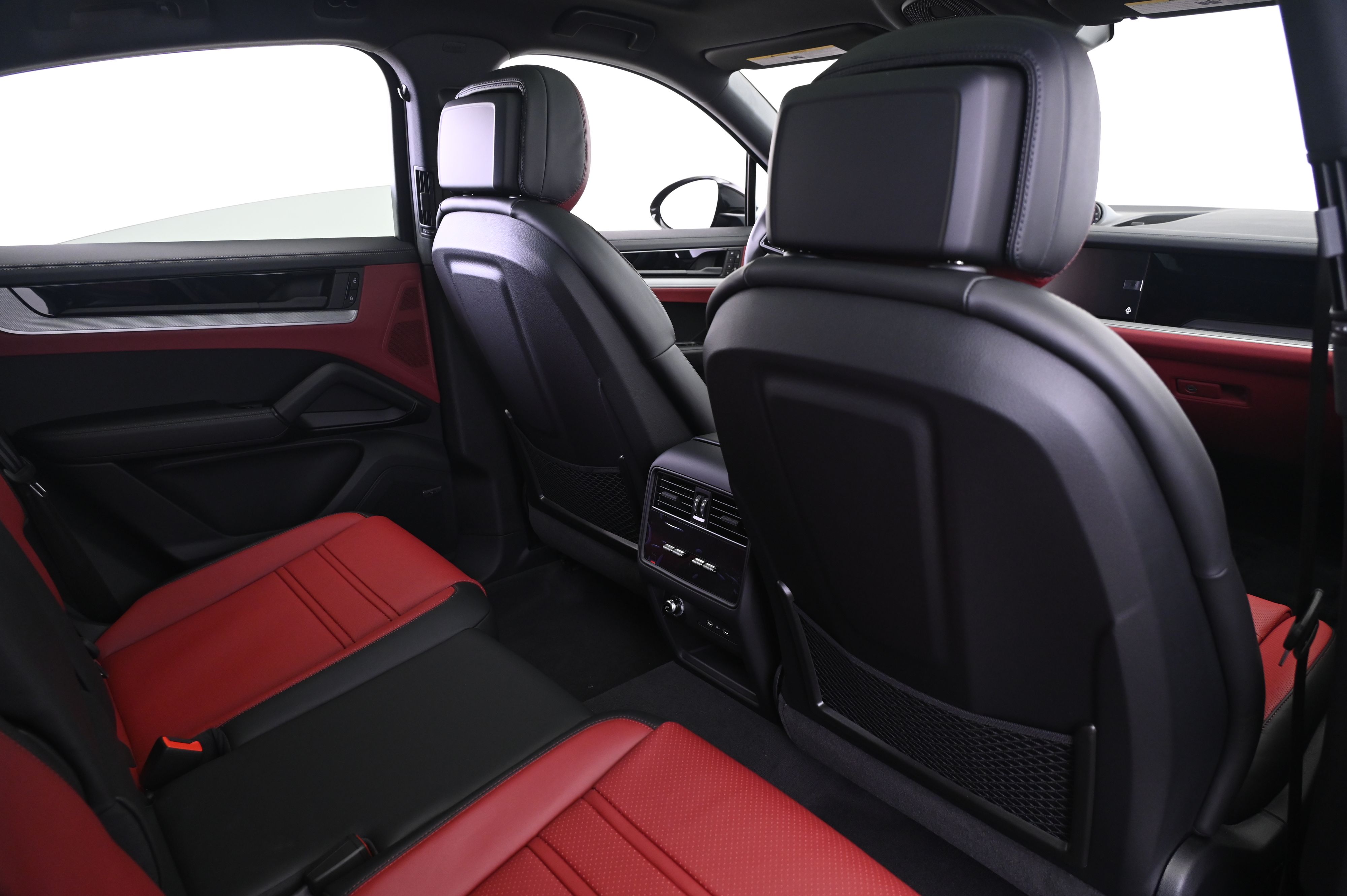 Thumbnail: 2026 Porsche  - 17