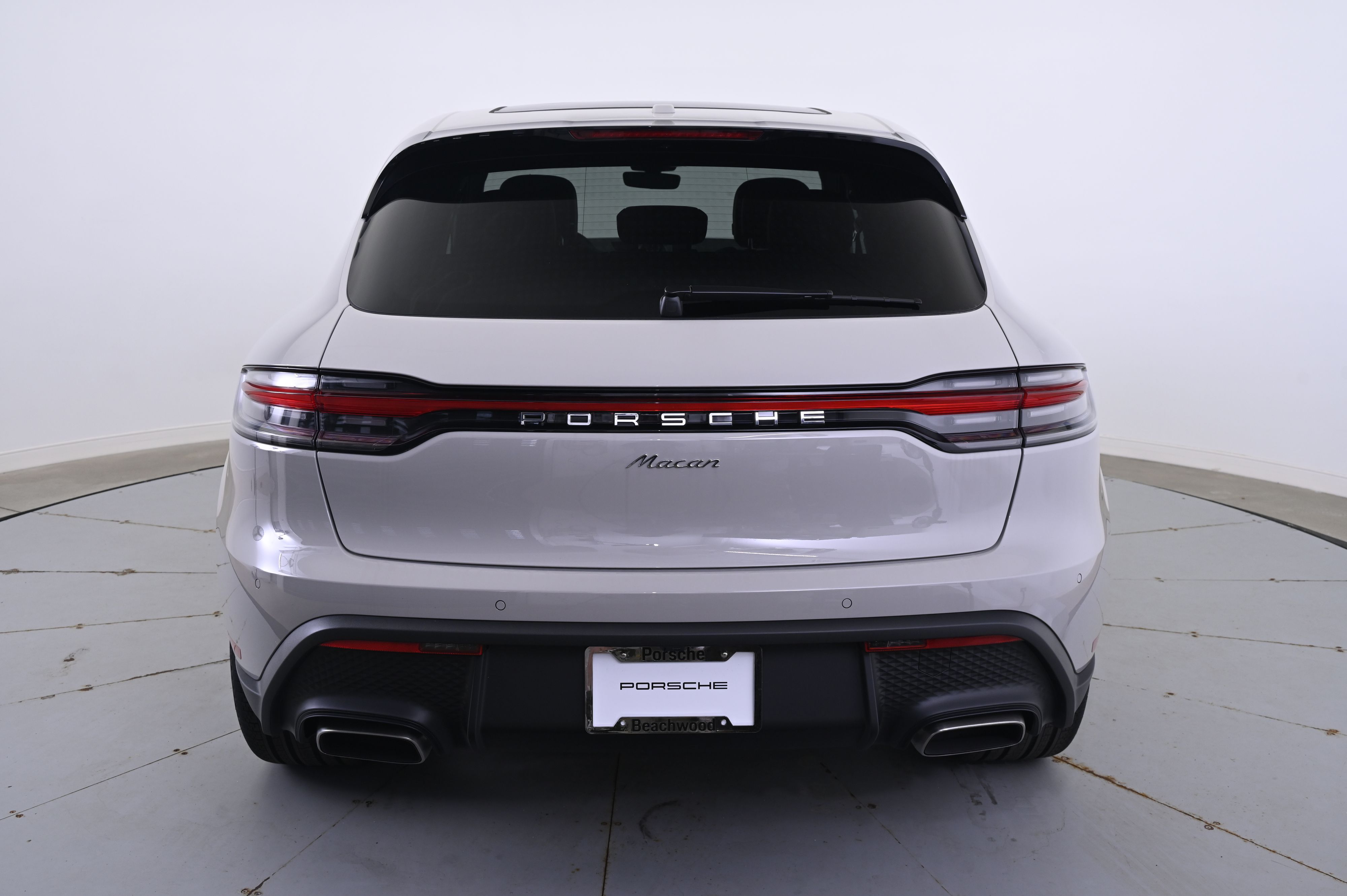 Thumbnail: 2025 Porsche Macan - 6