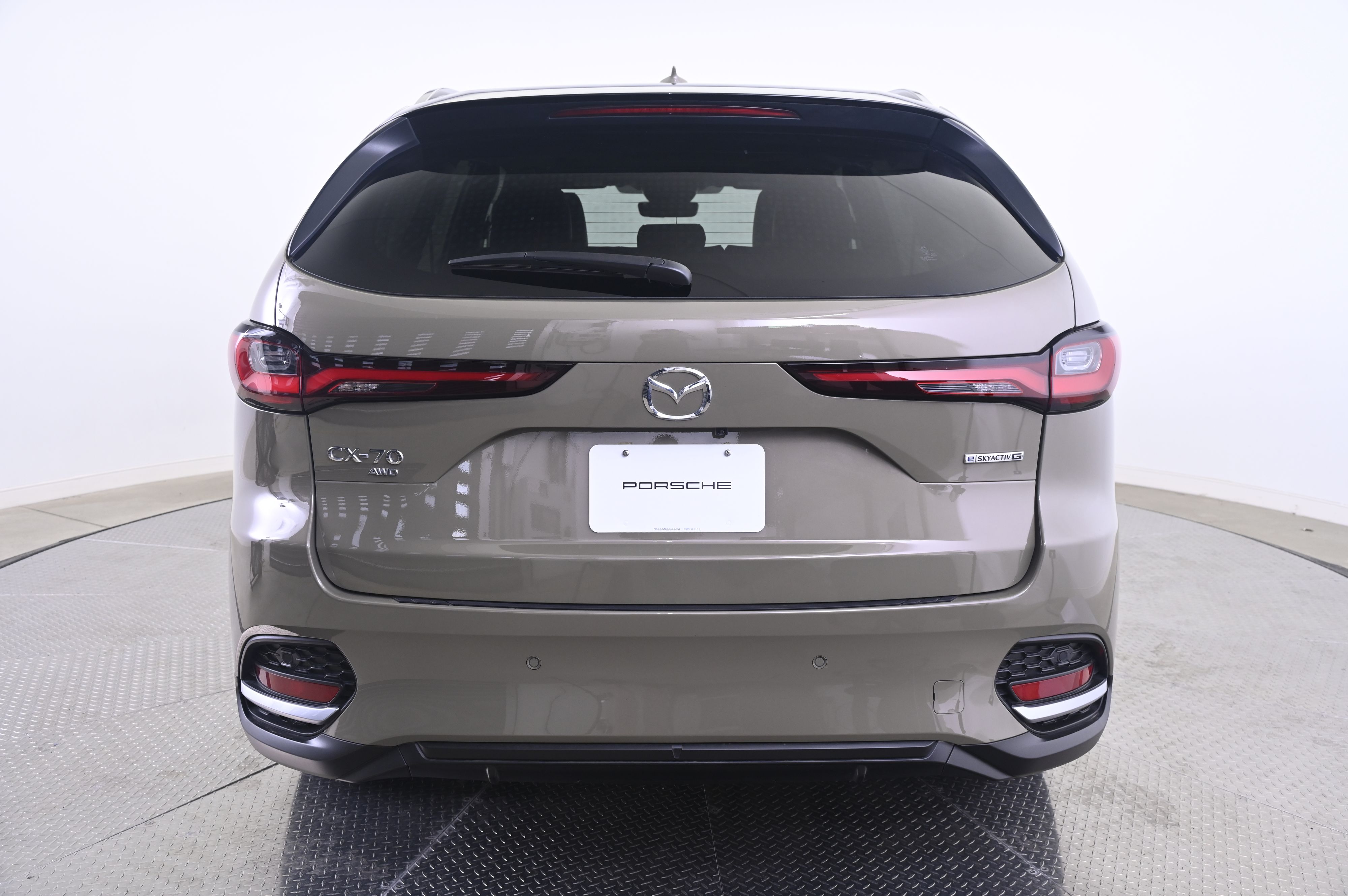 Thumbnail: 2025 Mazda CX-70 - 6