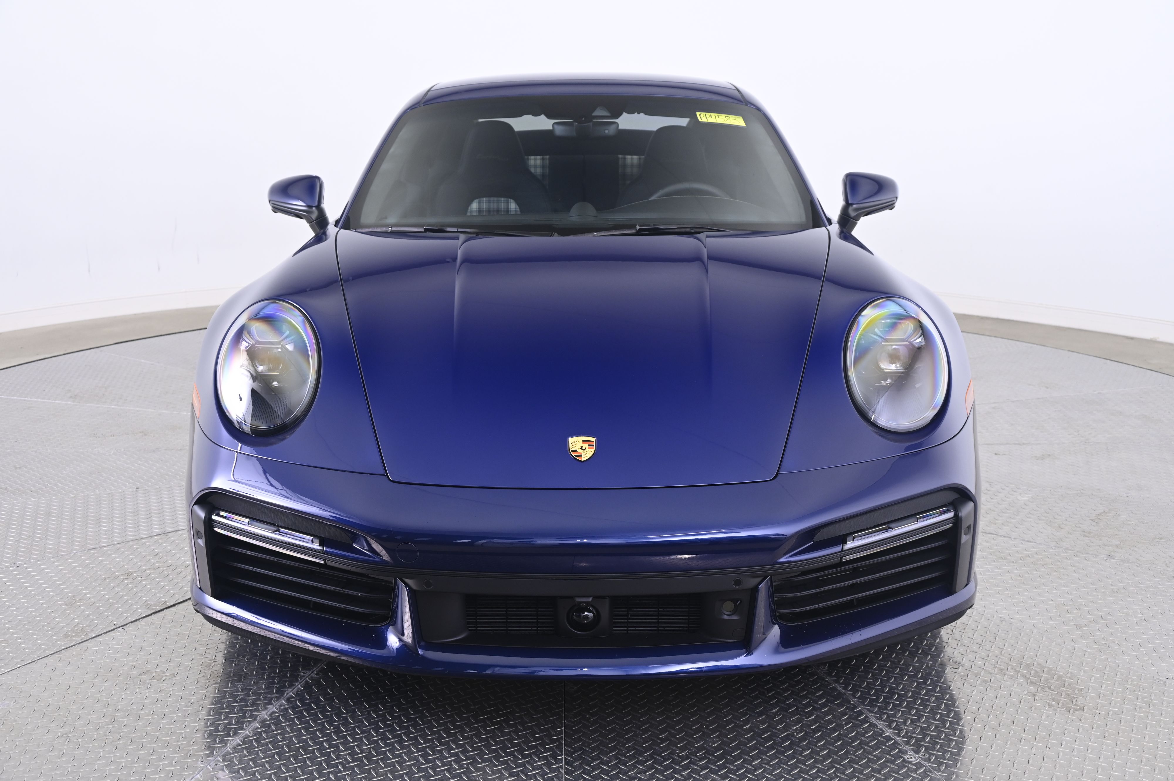 Thumbnail: 2025 Porsche 911 - 10