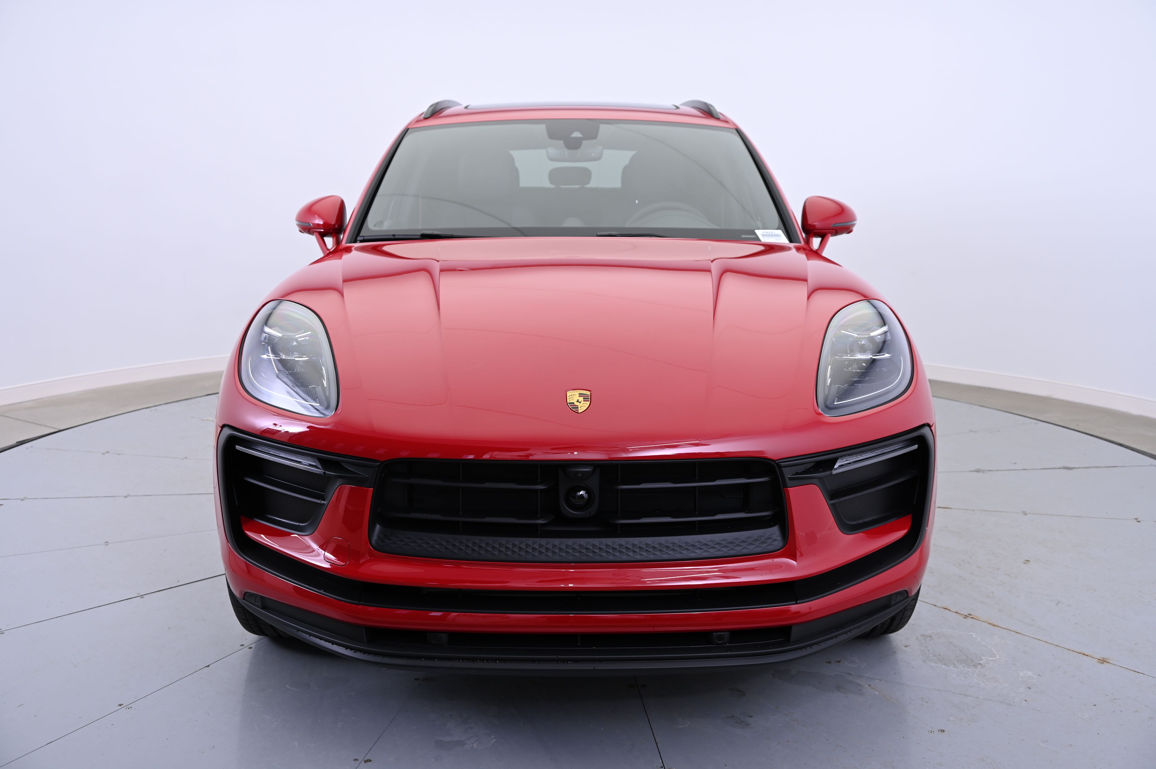 Thumbnail: 2025 Porsche Macan - 10
