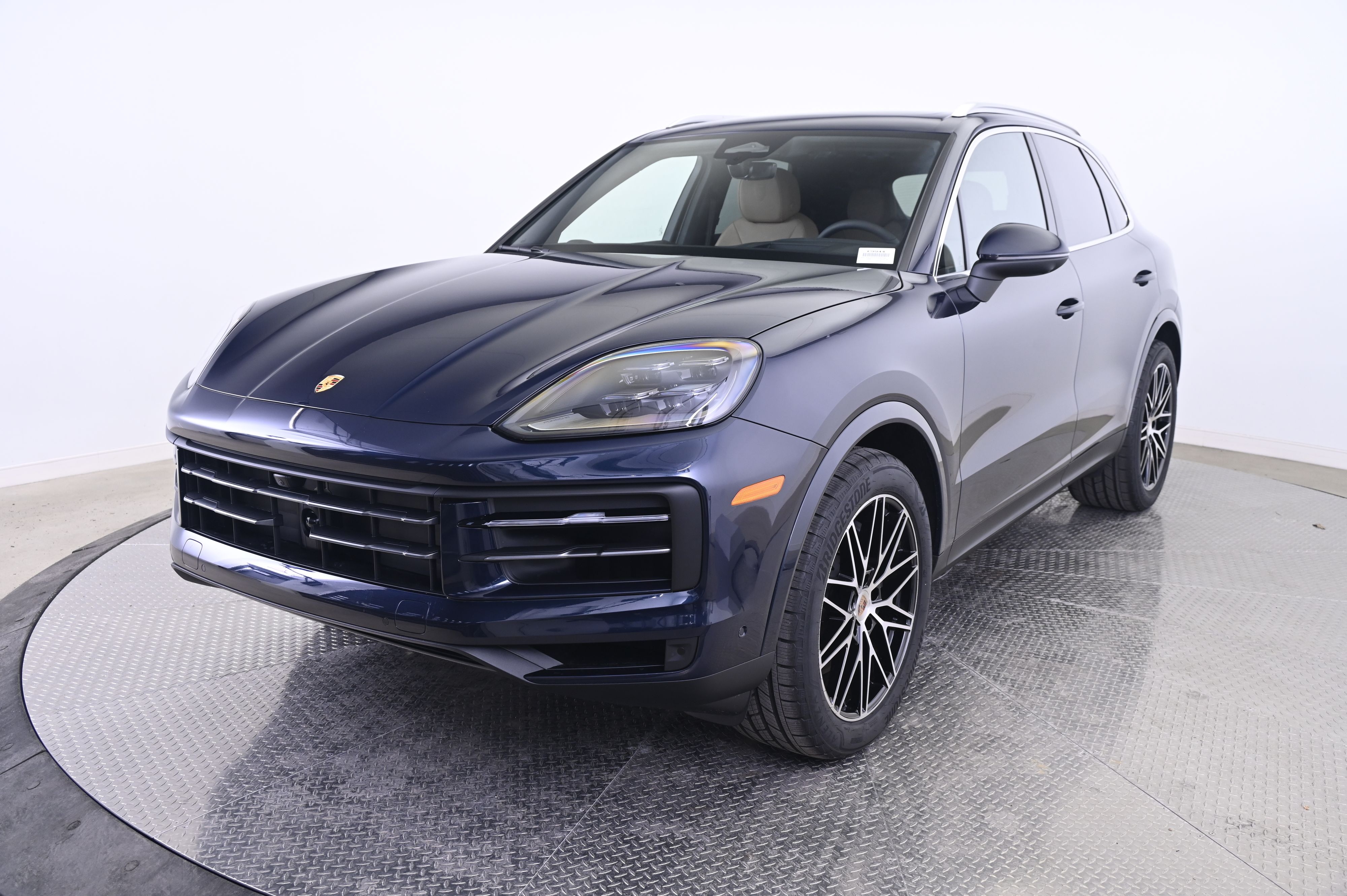 Thumbnail: 2026 Porsche Cayenne - 1
