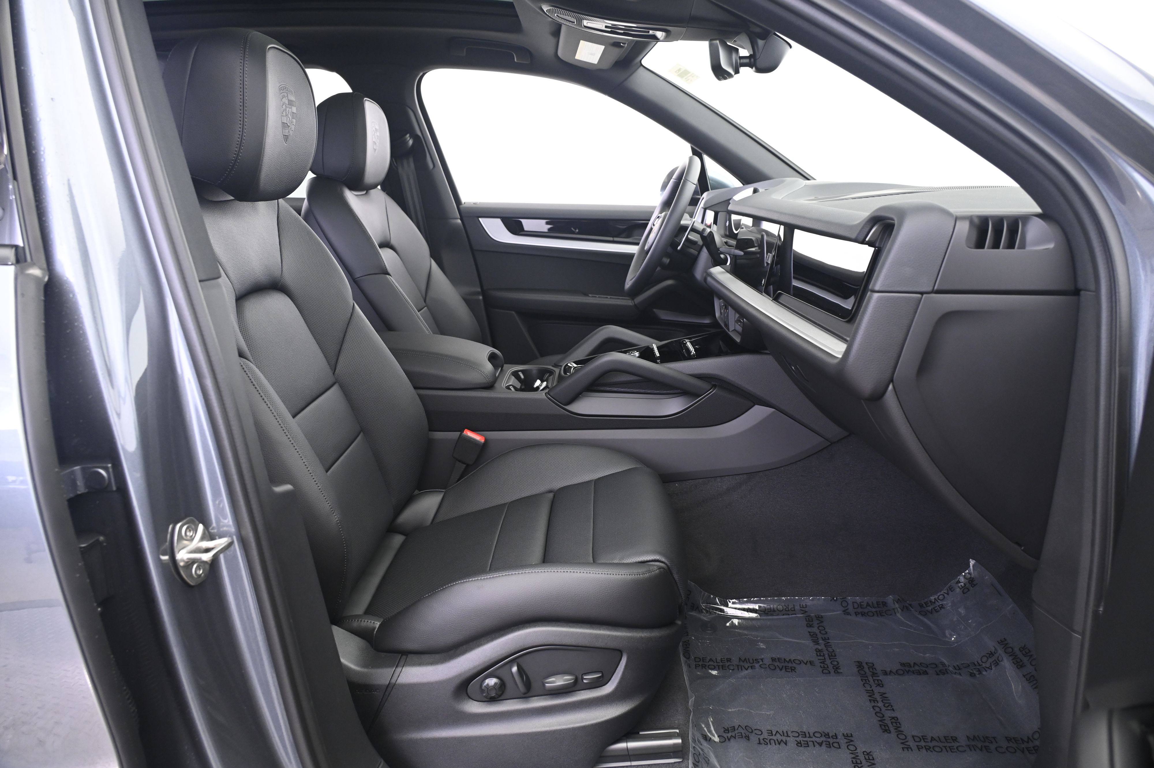 Thumbnail: 2026 Porsche Cayenne - 23