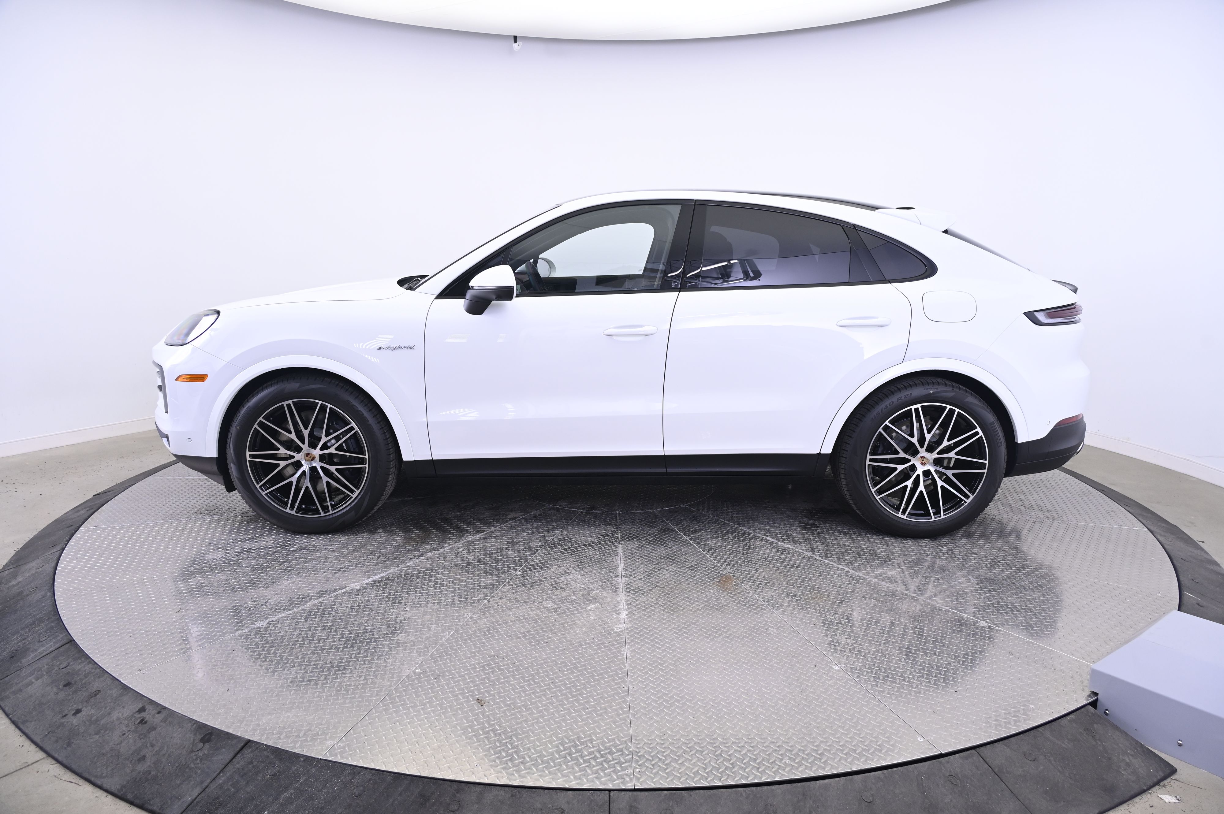 Thumbnail: 2026 Porsche  - 2