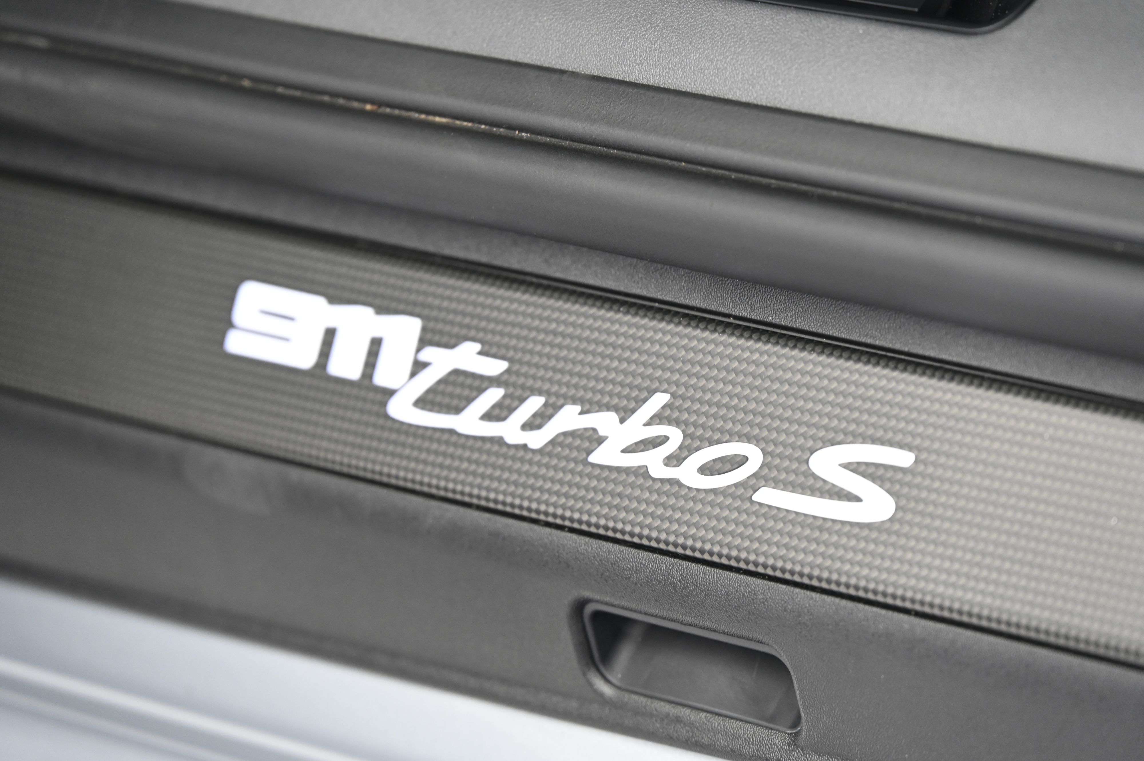 Thumbnail: 2021 Porsche 911 - 28