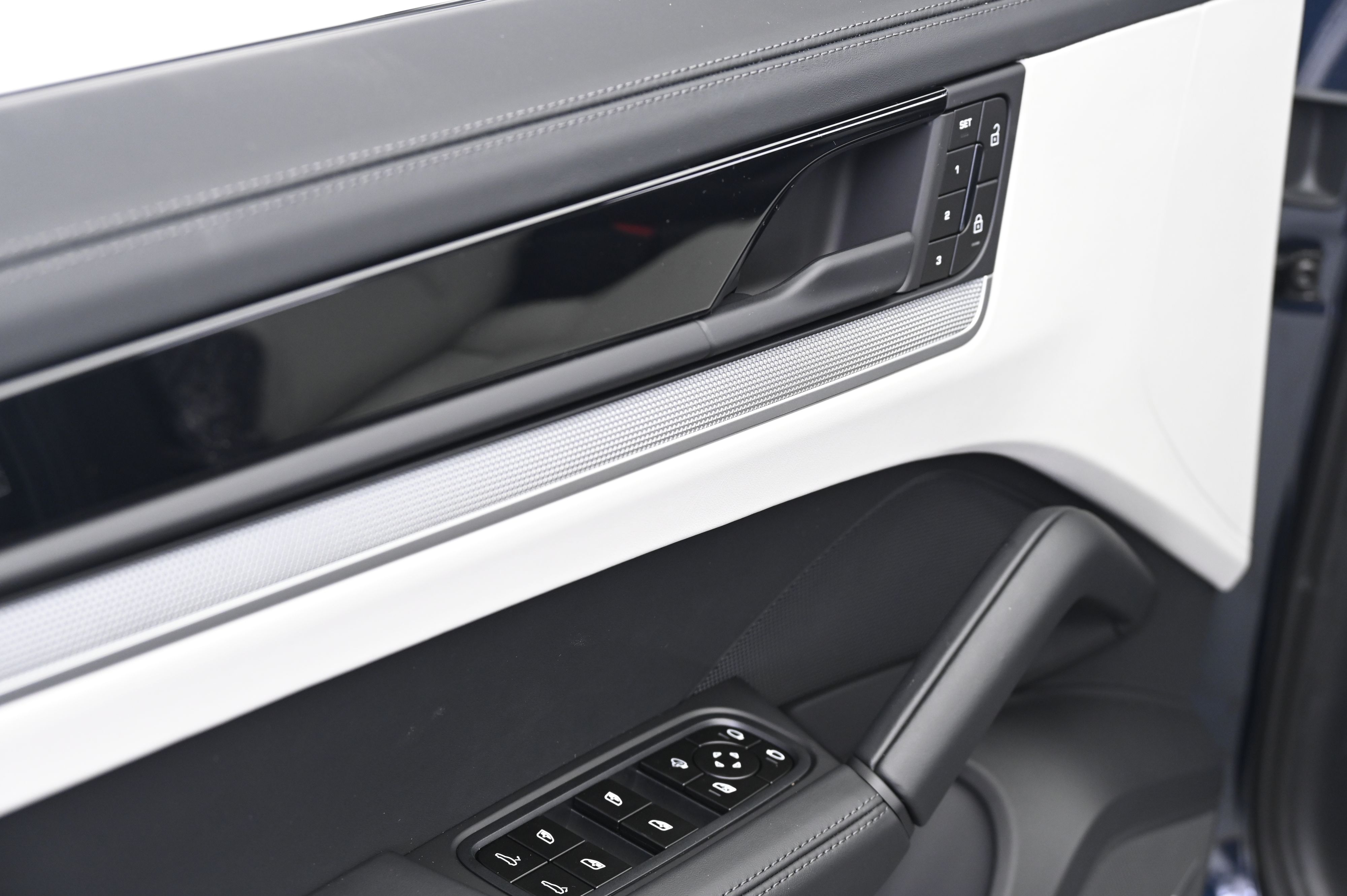 Thumbnail: 2026 Porsche  - 27