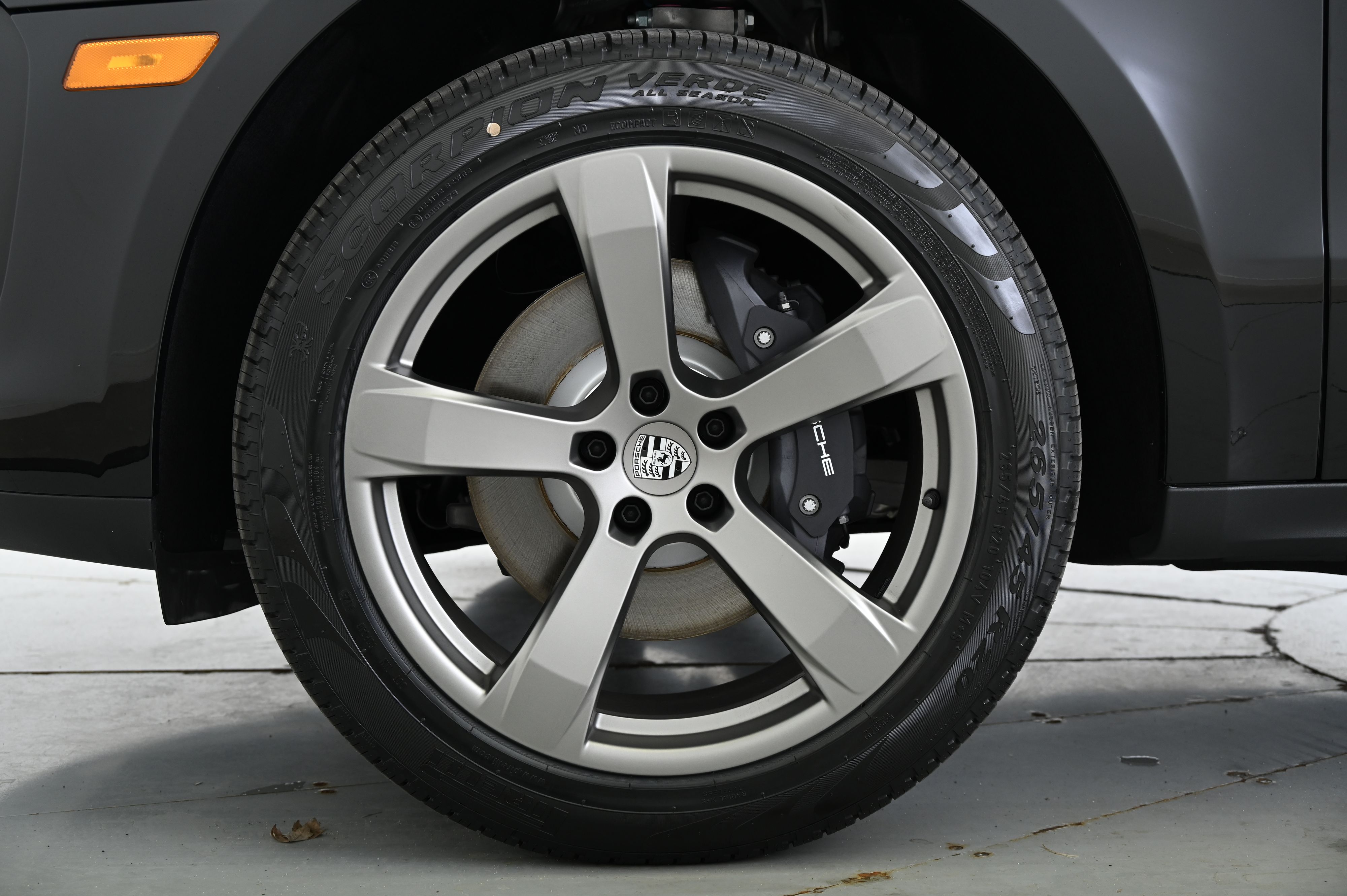 Thumbnail: 2025 Porsche Macan - 15