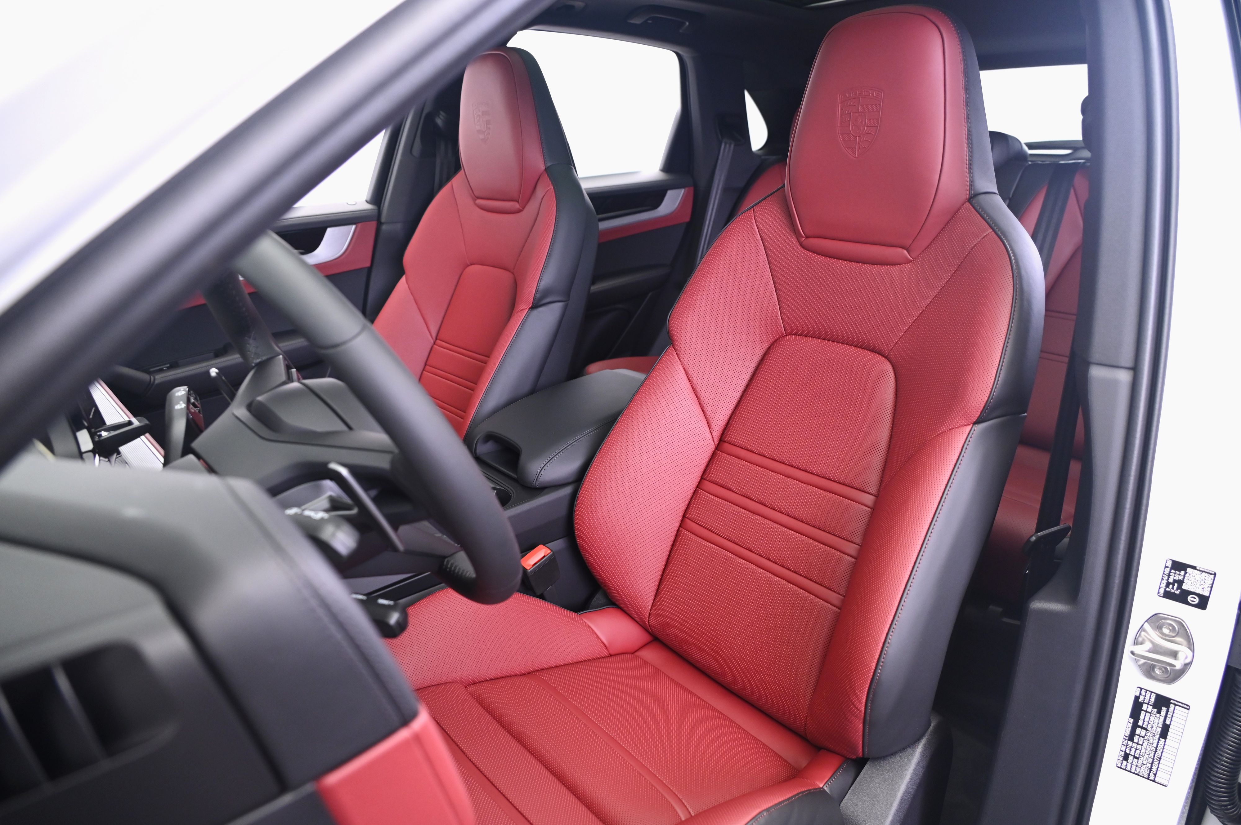 Thumbnail: 2026 Porsche Cayenne - 5