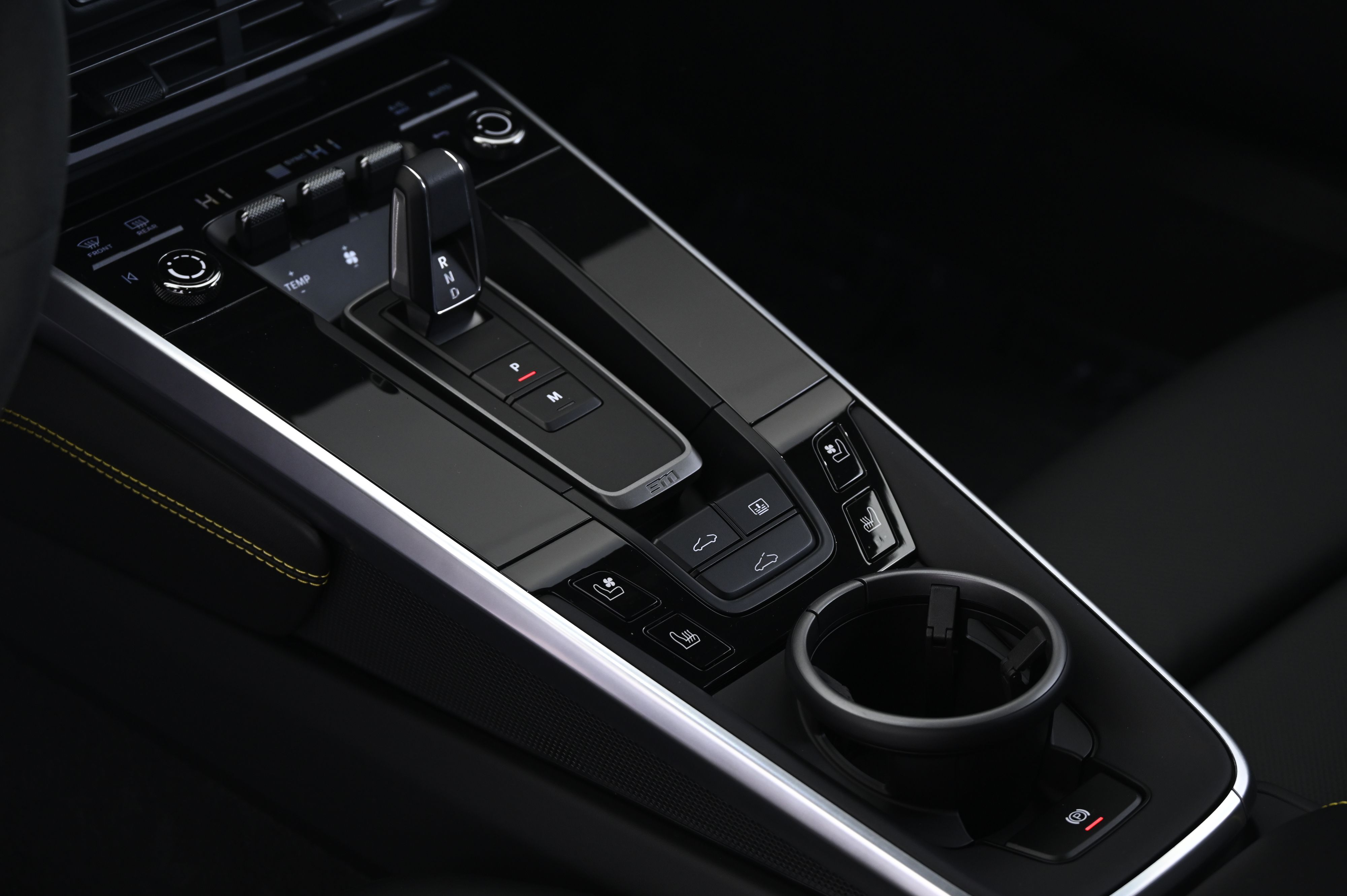 Thumbnail: 2024 Porsche 911 - 32