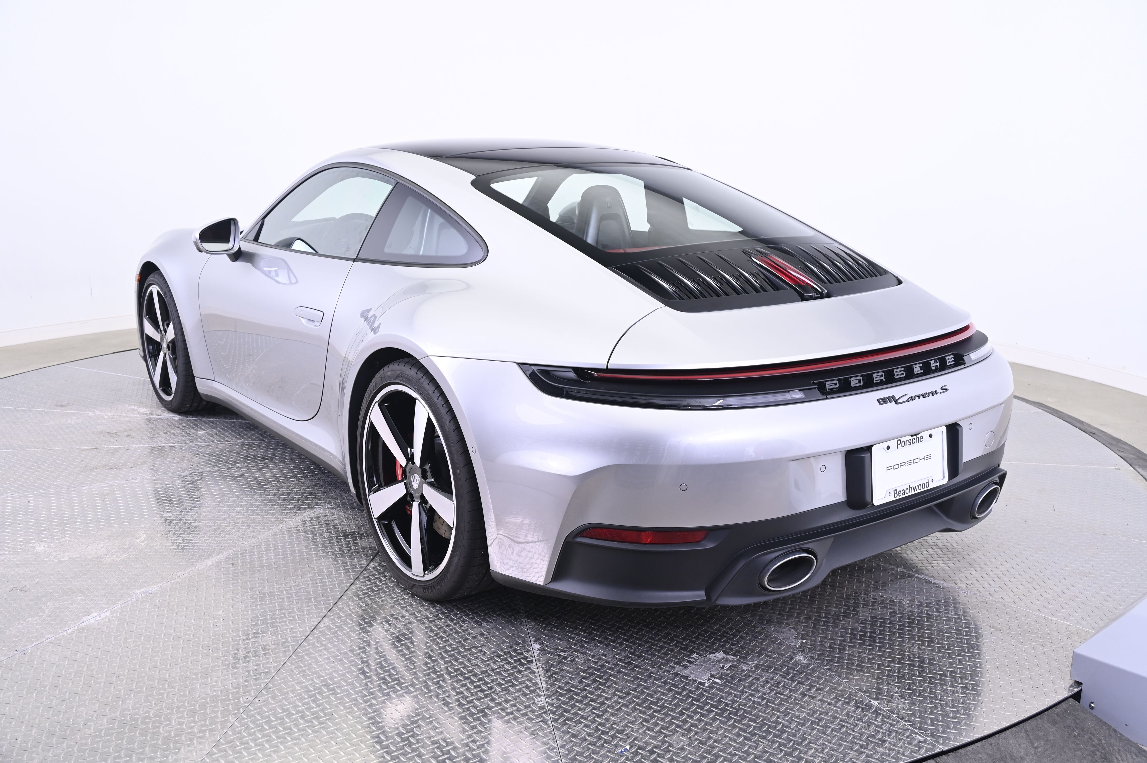 Thumbnail: 2025 Porsche 911 - 3