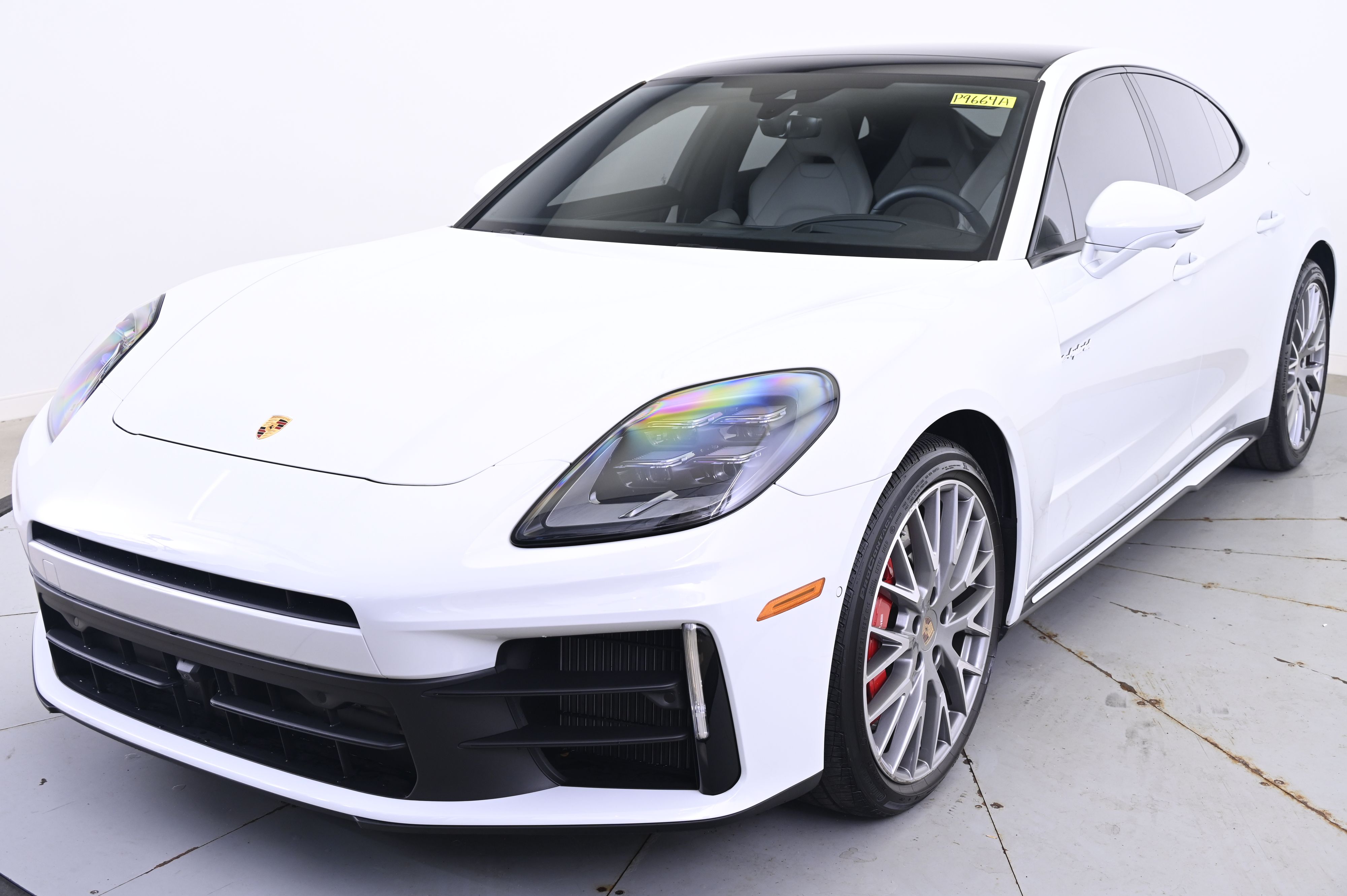 Thumbnail: 2025 Porsche Panamera - 1