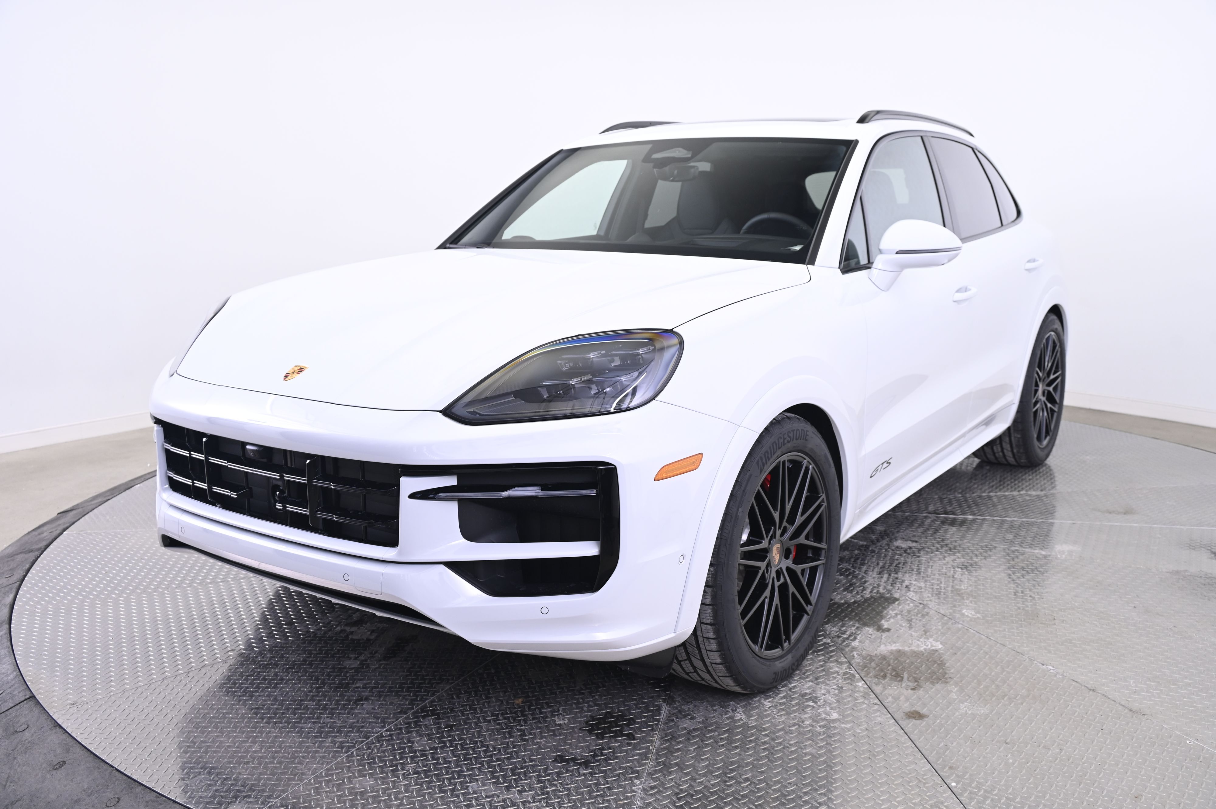 Thumbnail: 2026 Porsche Cayenne - 1