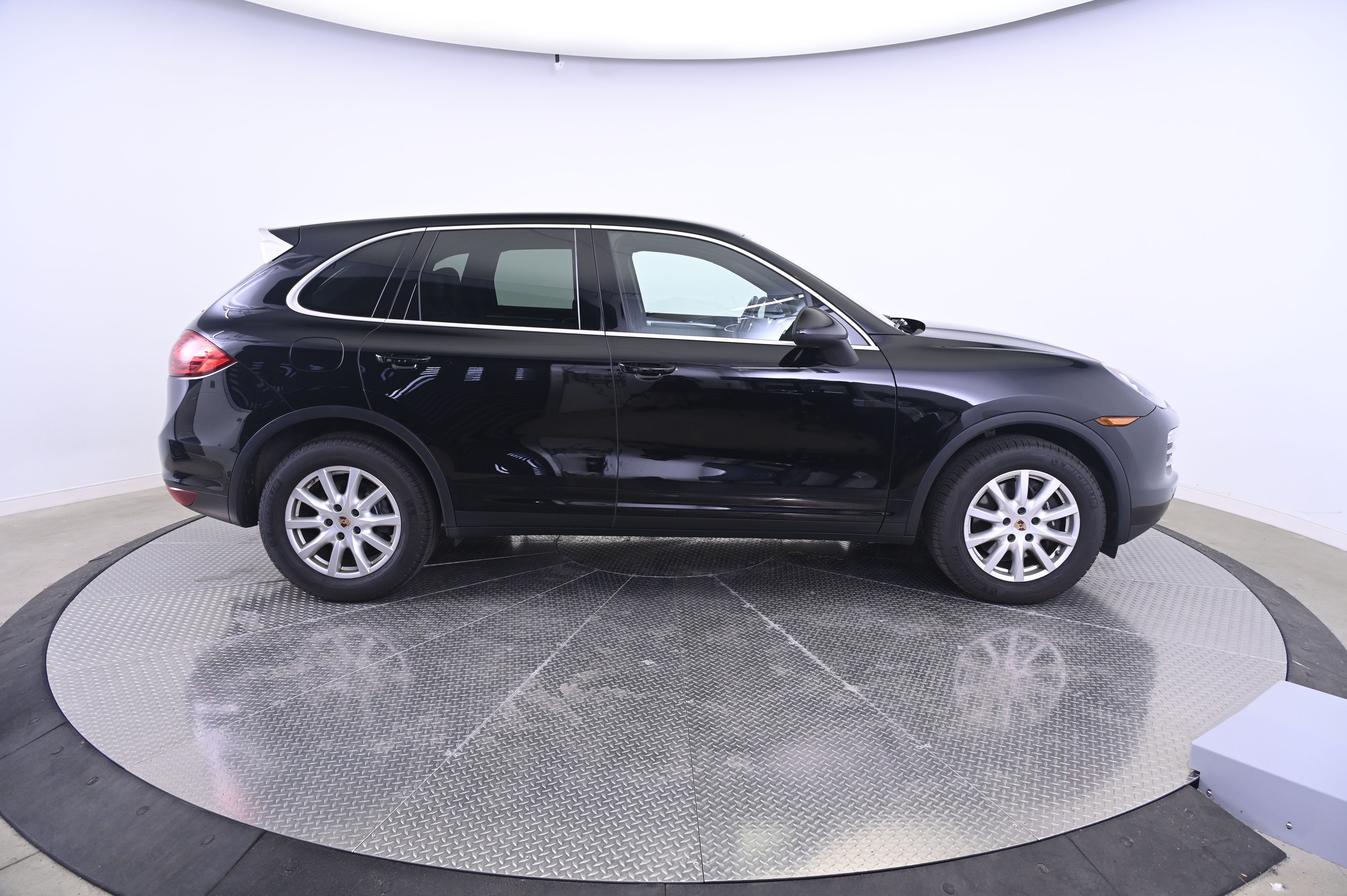 Thumbnail: 2014 Porsche Cayenne - 8