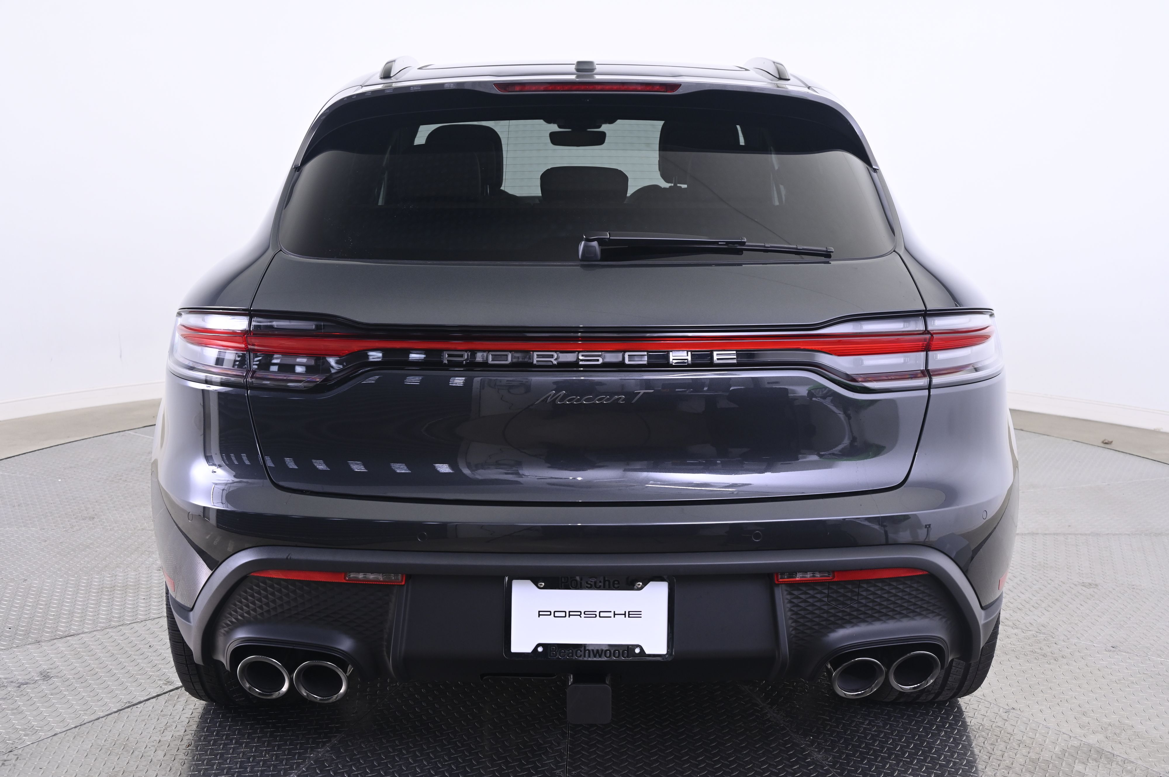 Thumbnail: 2026 Porsche Macan - 6