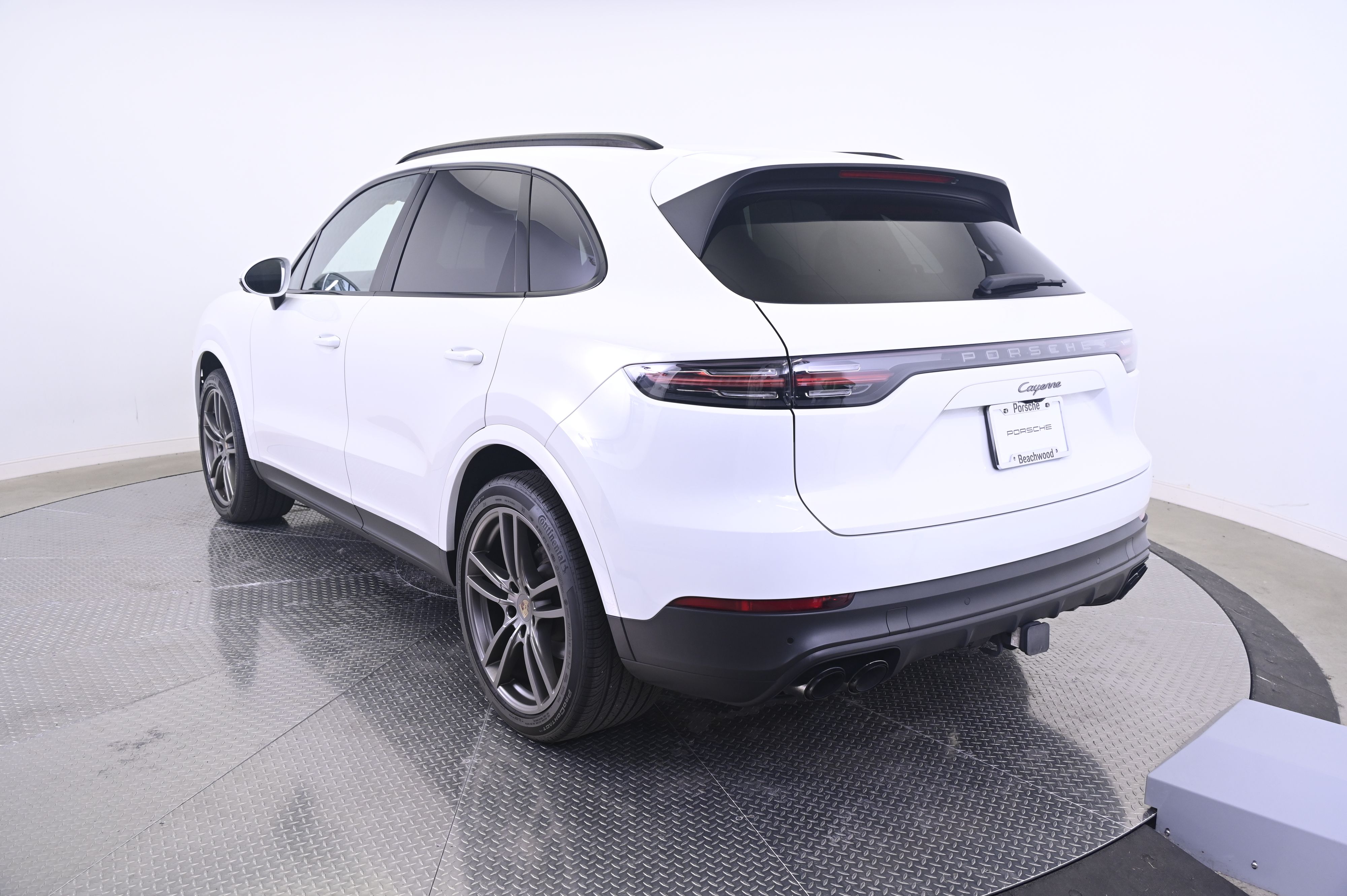 Thumbnail: 2022 Porsche Cayenne - 3