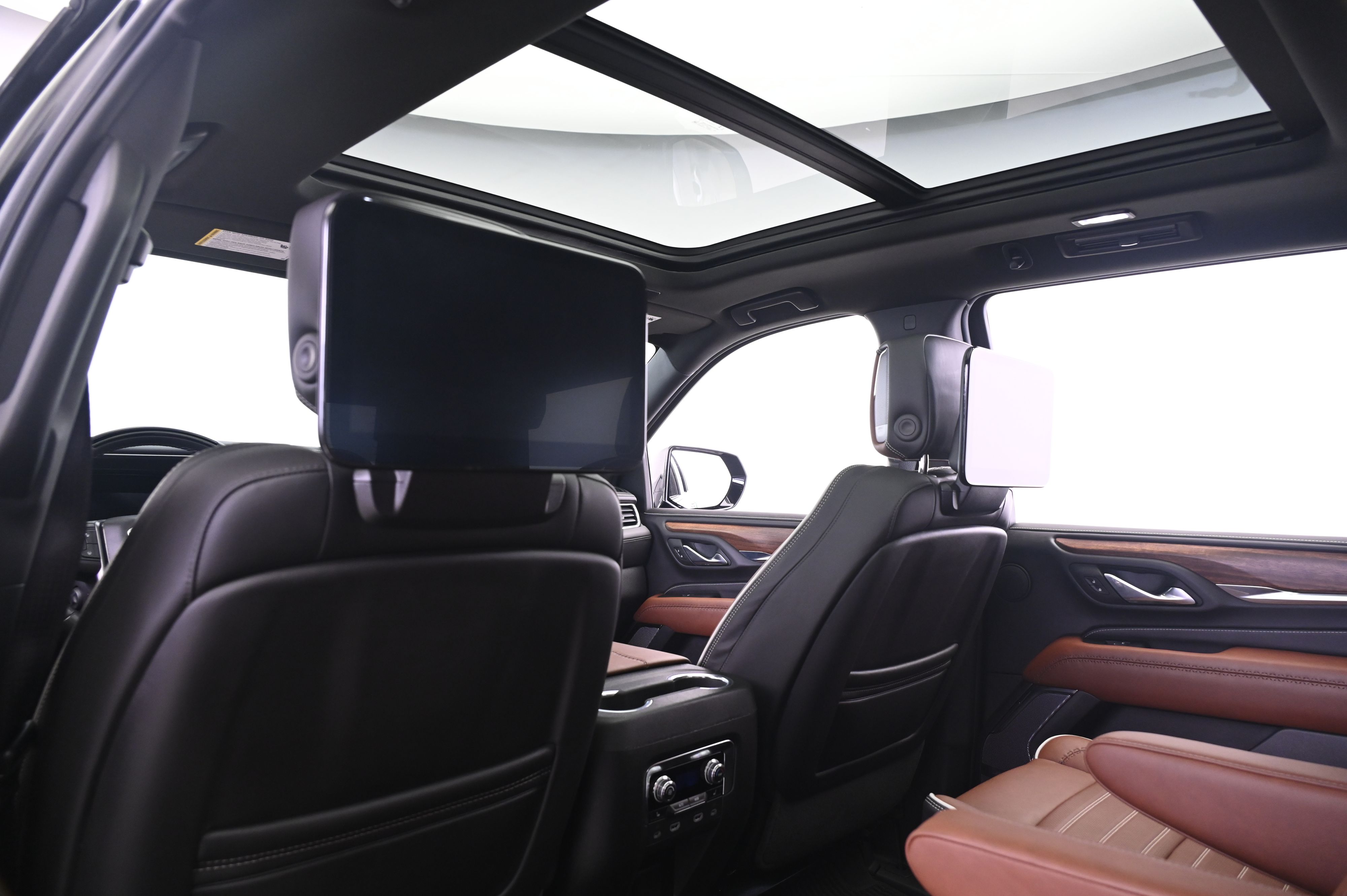 Thumbnail: 2024 GMC Yukon - 27