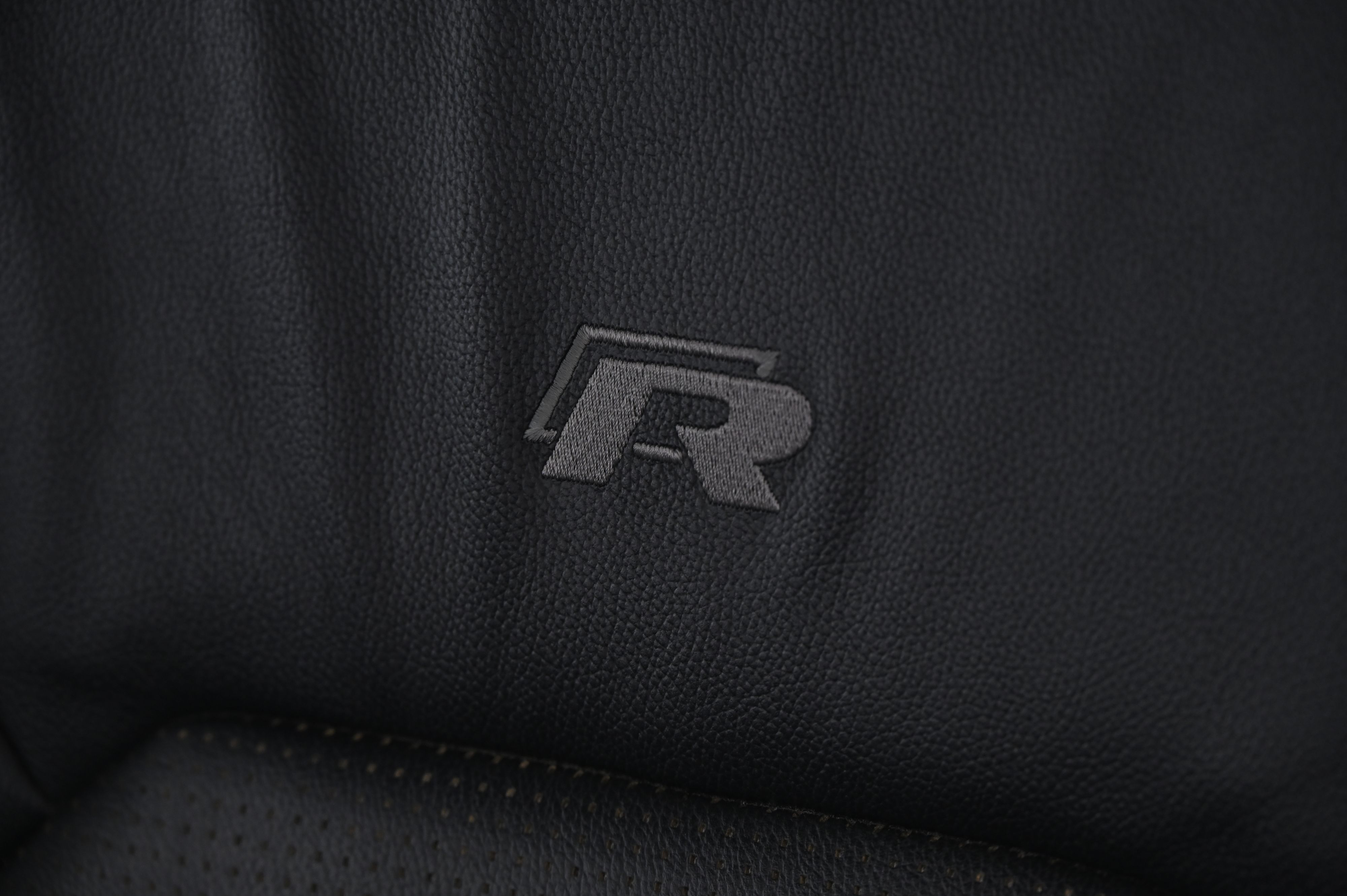 Thumbnail: 2018 Volkswagen Golf - 30