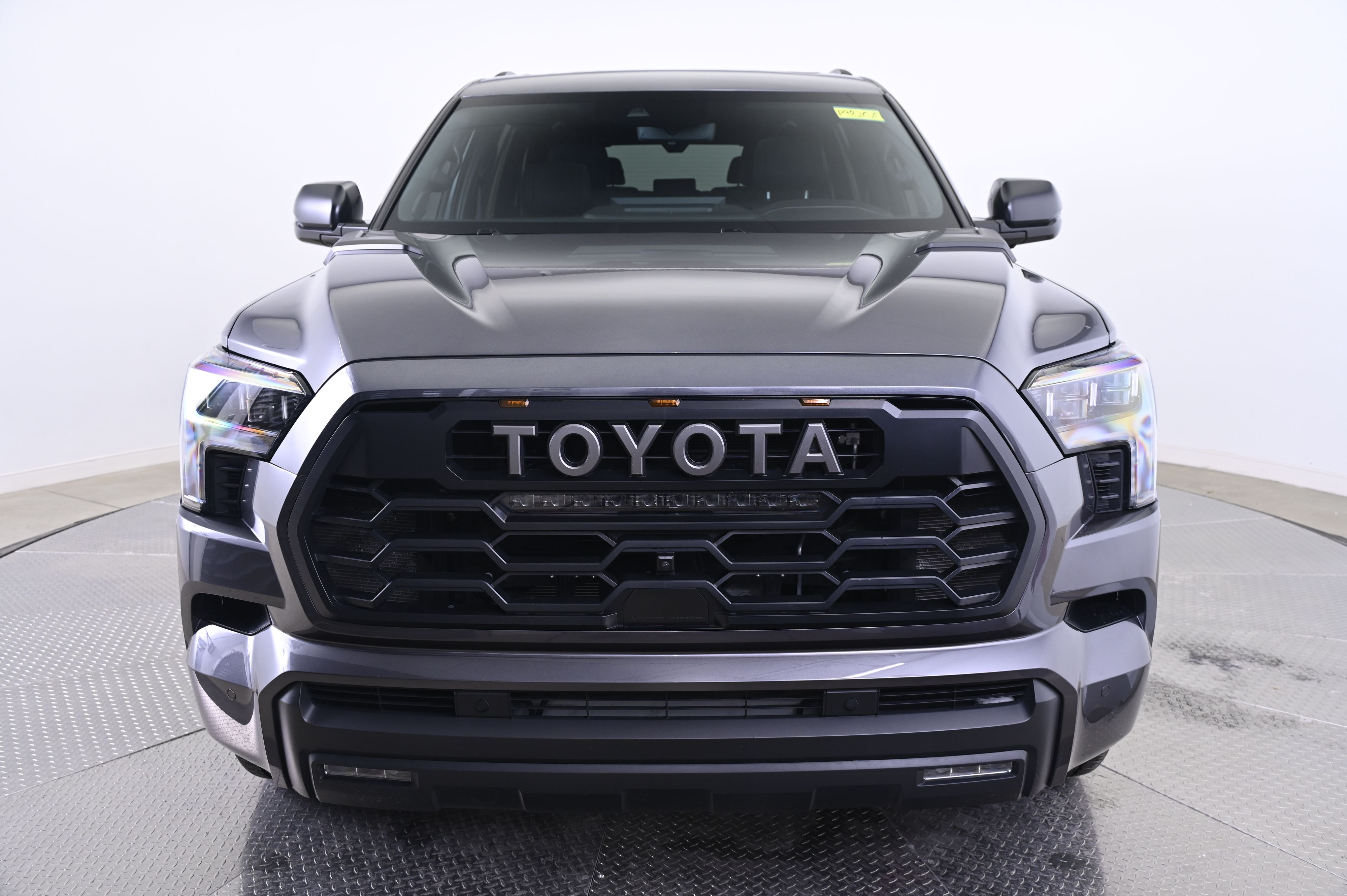 Thumbnail: 2024 Toyota Sequoia - 10