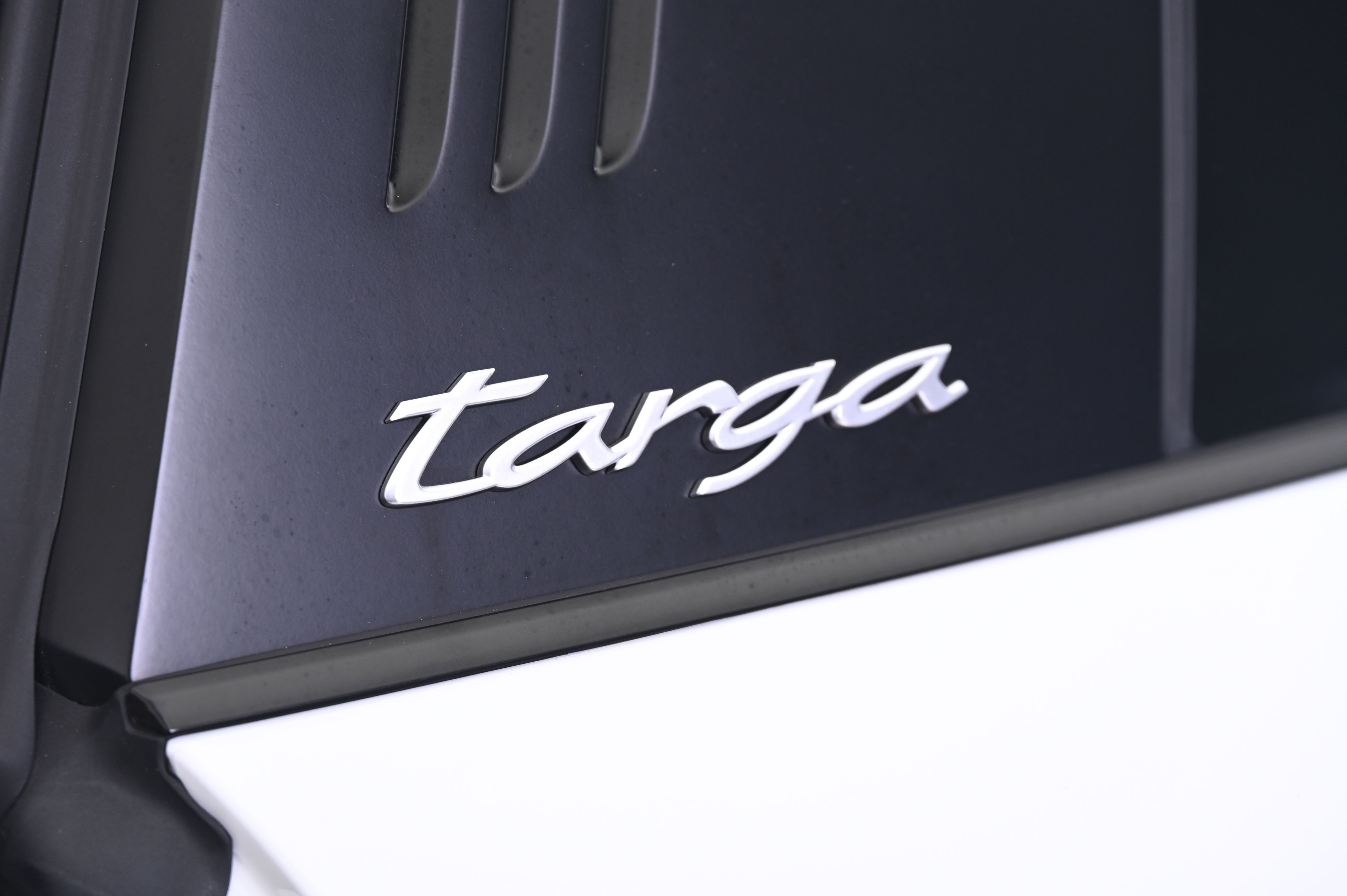 Thumbnail: 2026 Porsche 911 - 19