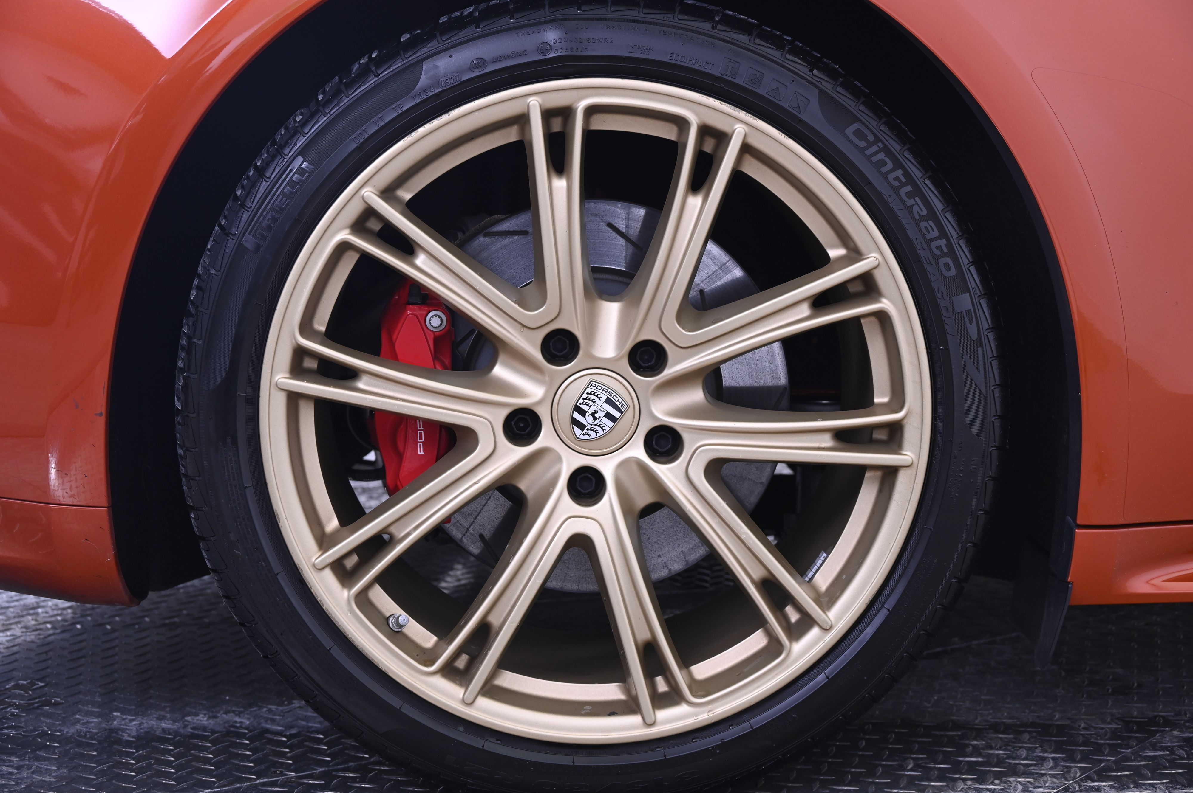 Thumbnail: 2023 Porsche Panamera - 13