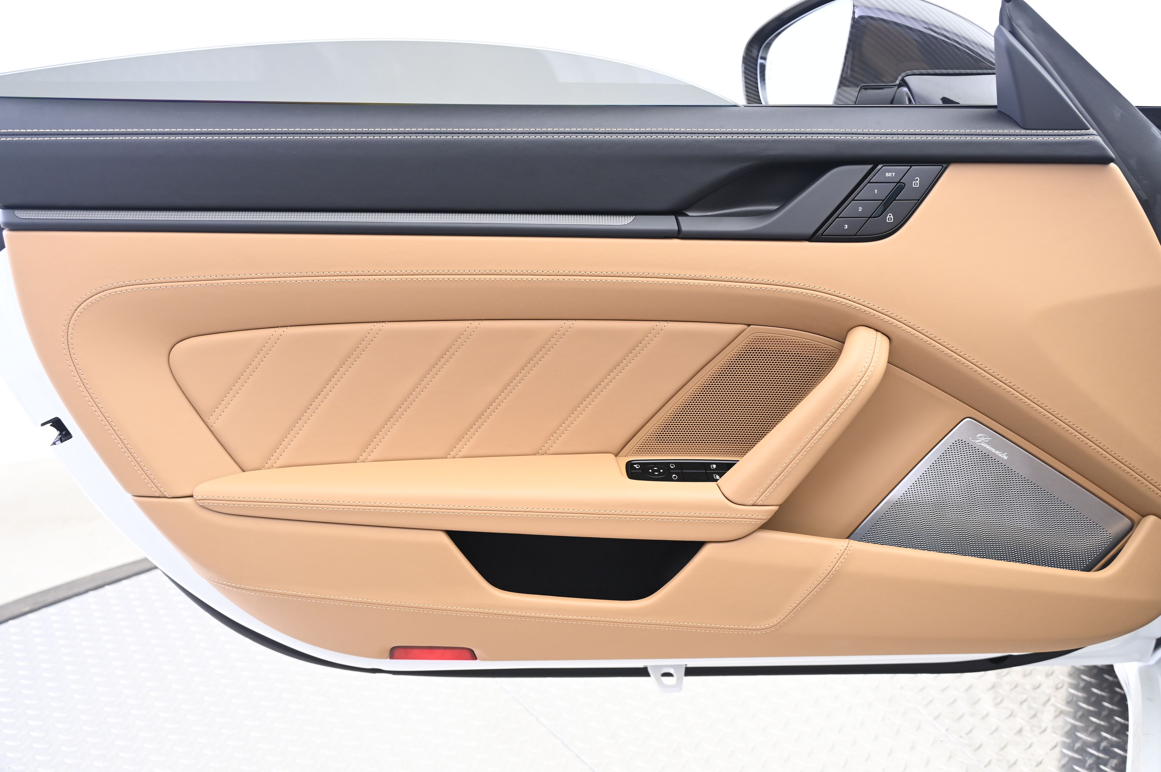 Thumbnail: 2026 Porsche 911 - 26