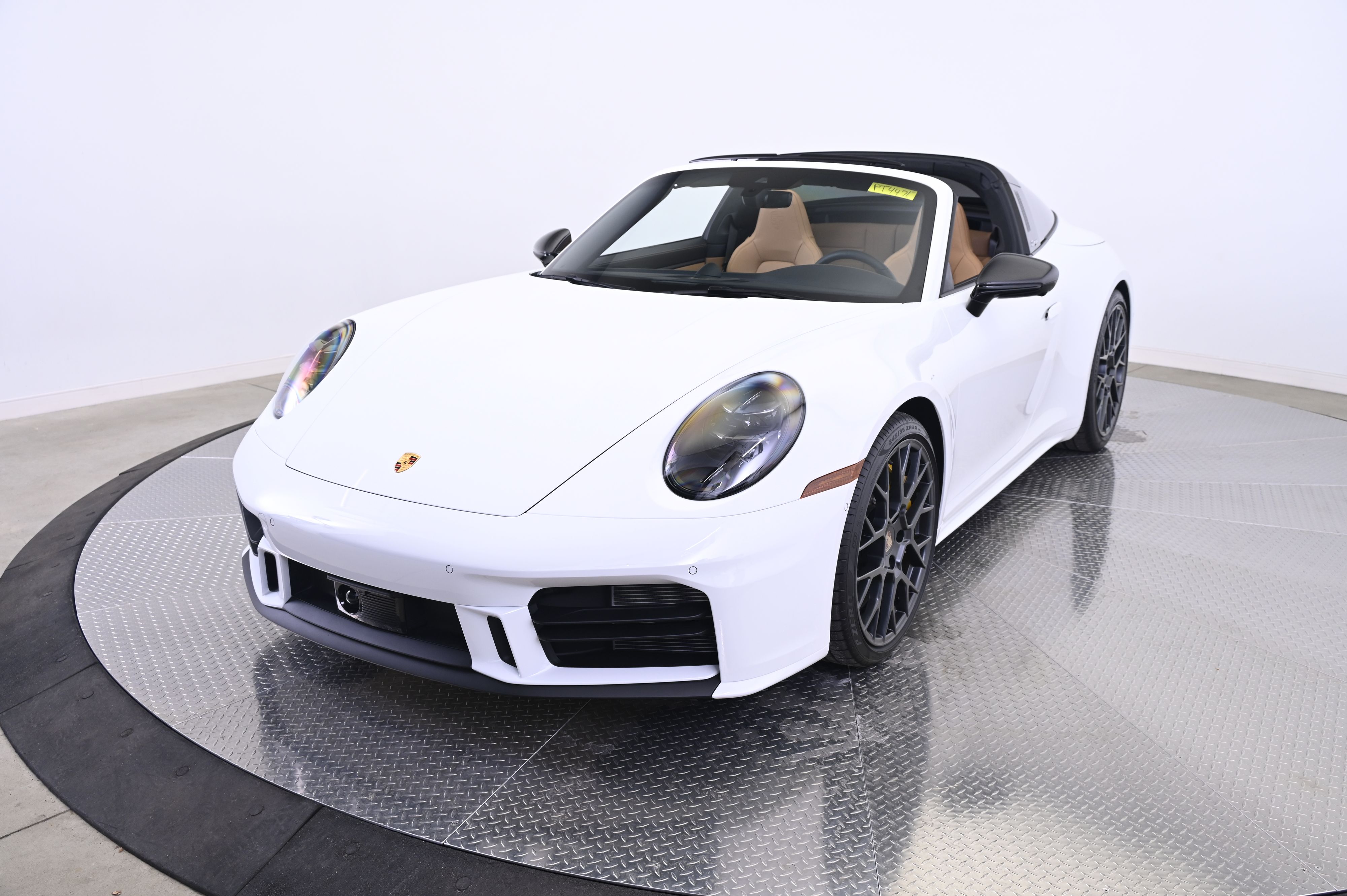 Thumbnail: 2026 Porsche 911 - 1