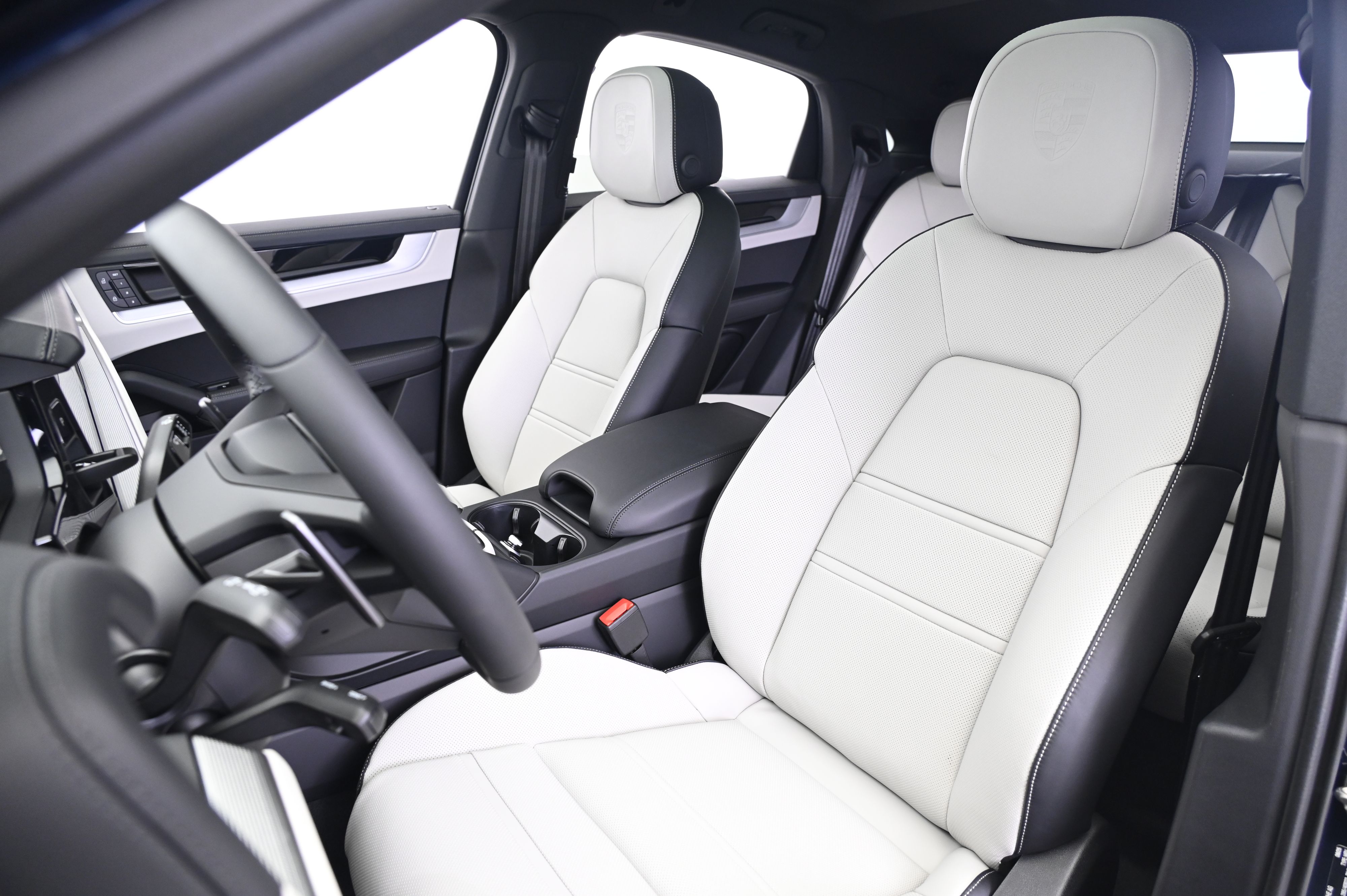 Thumbnail: 2026 Porsche  - 30