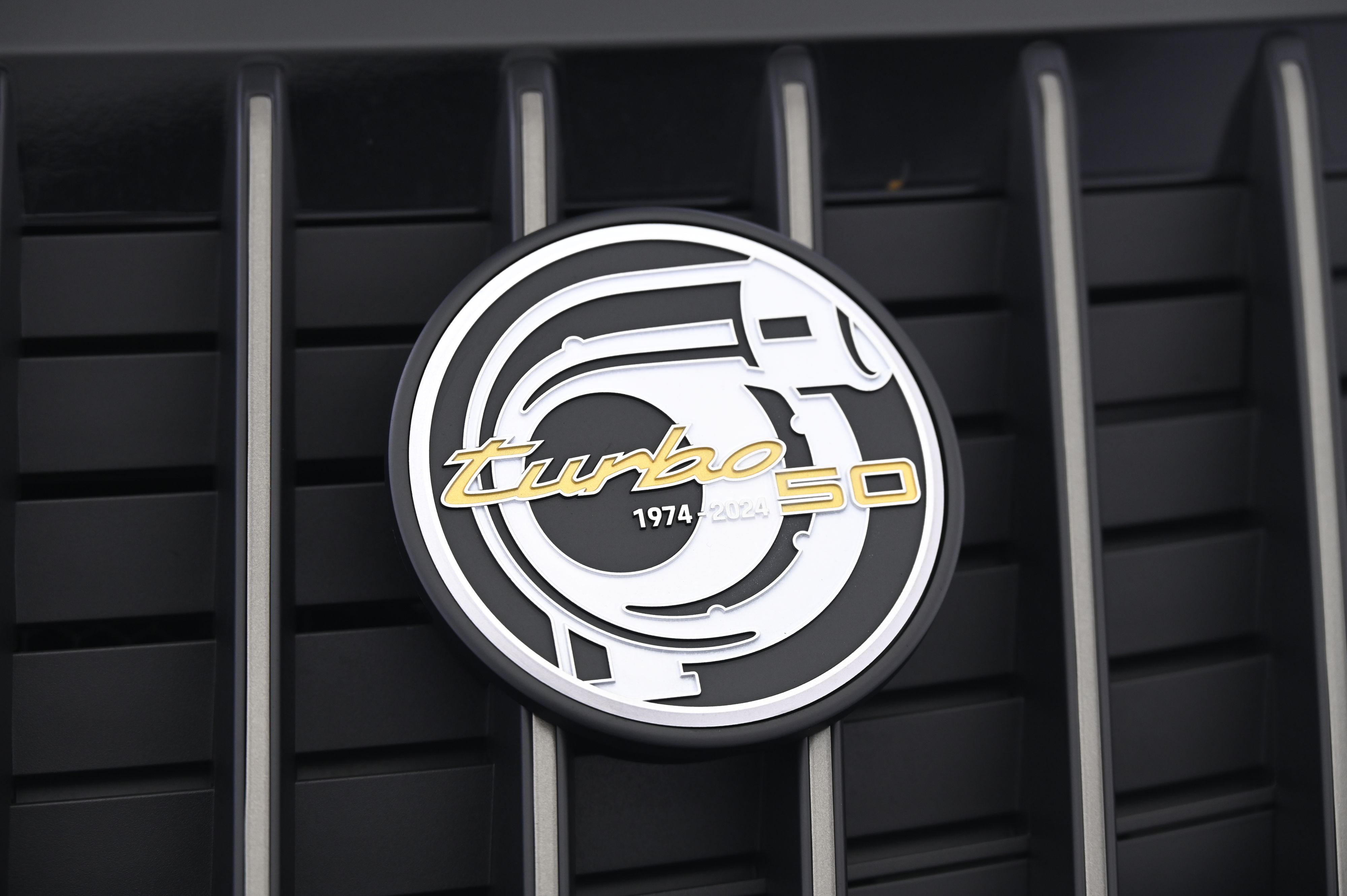 Thumbnail: 2025 Porsche 911 - 13