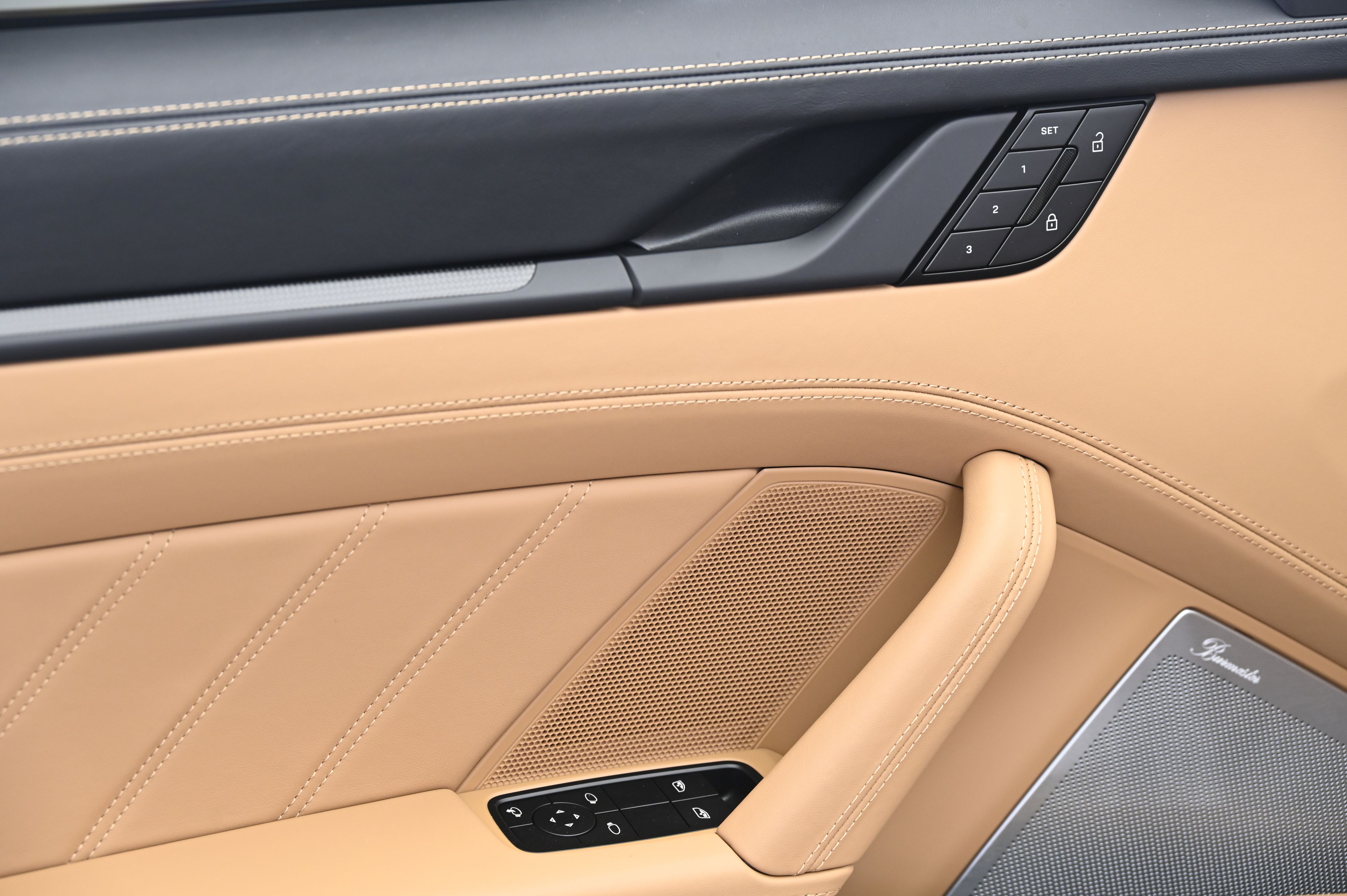 Thumbnail: 2026 Porsche 911 - 27