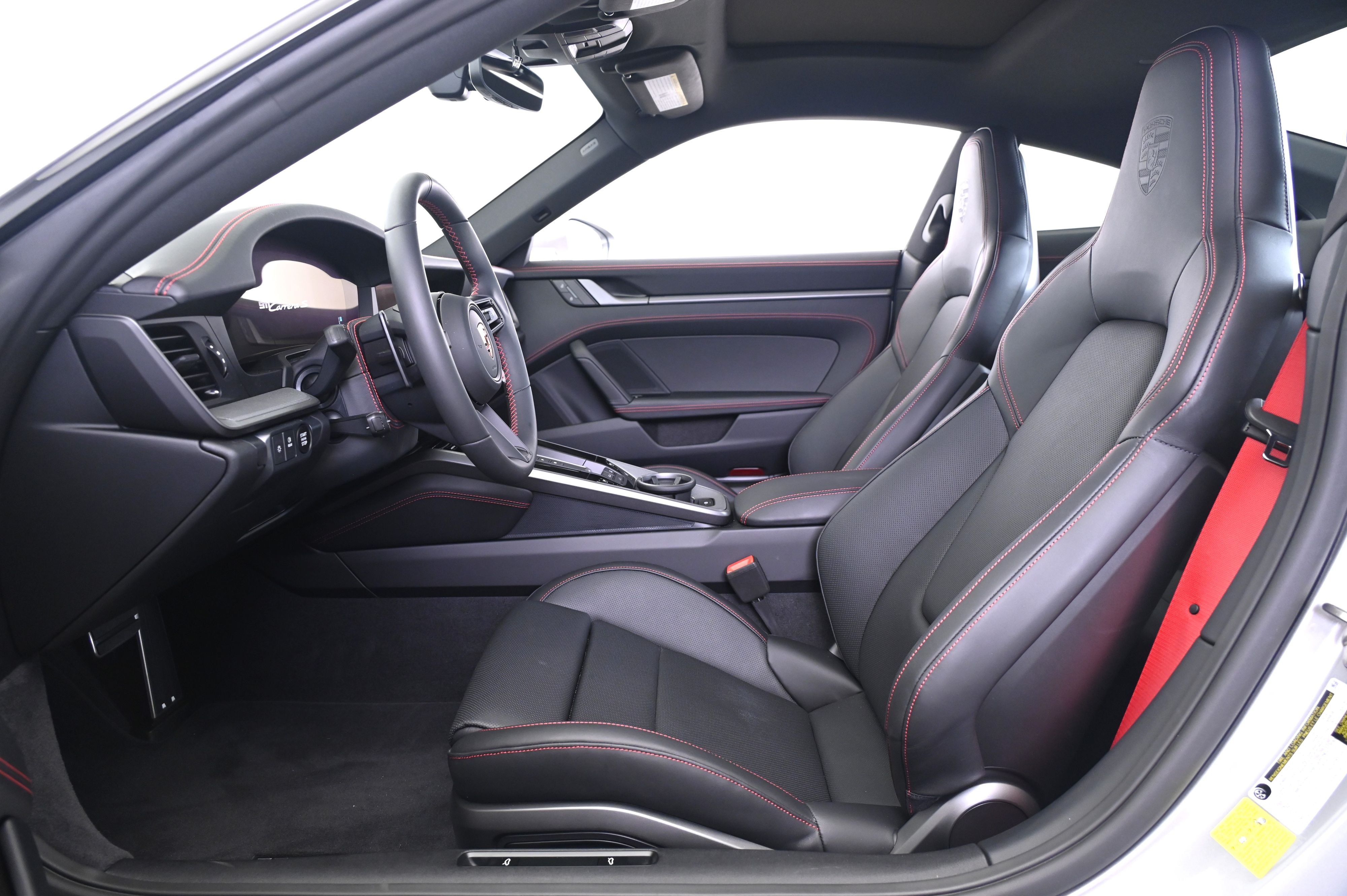 Thumbnail: 2025 Porsche 911 - 25