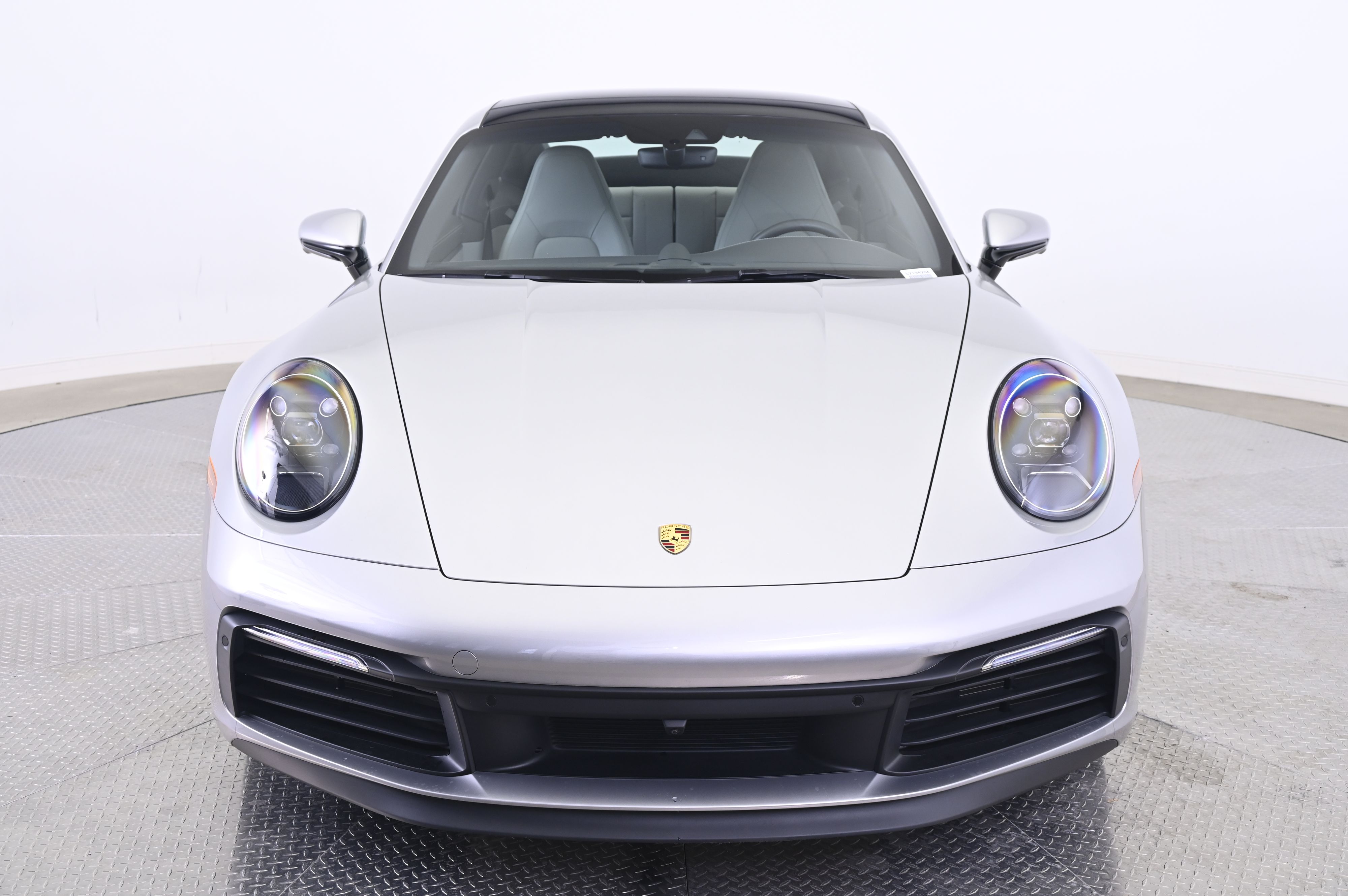 Thumbnail: 2024 Porsche 911 - 10