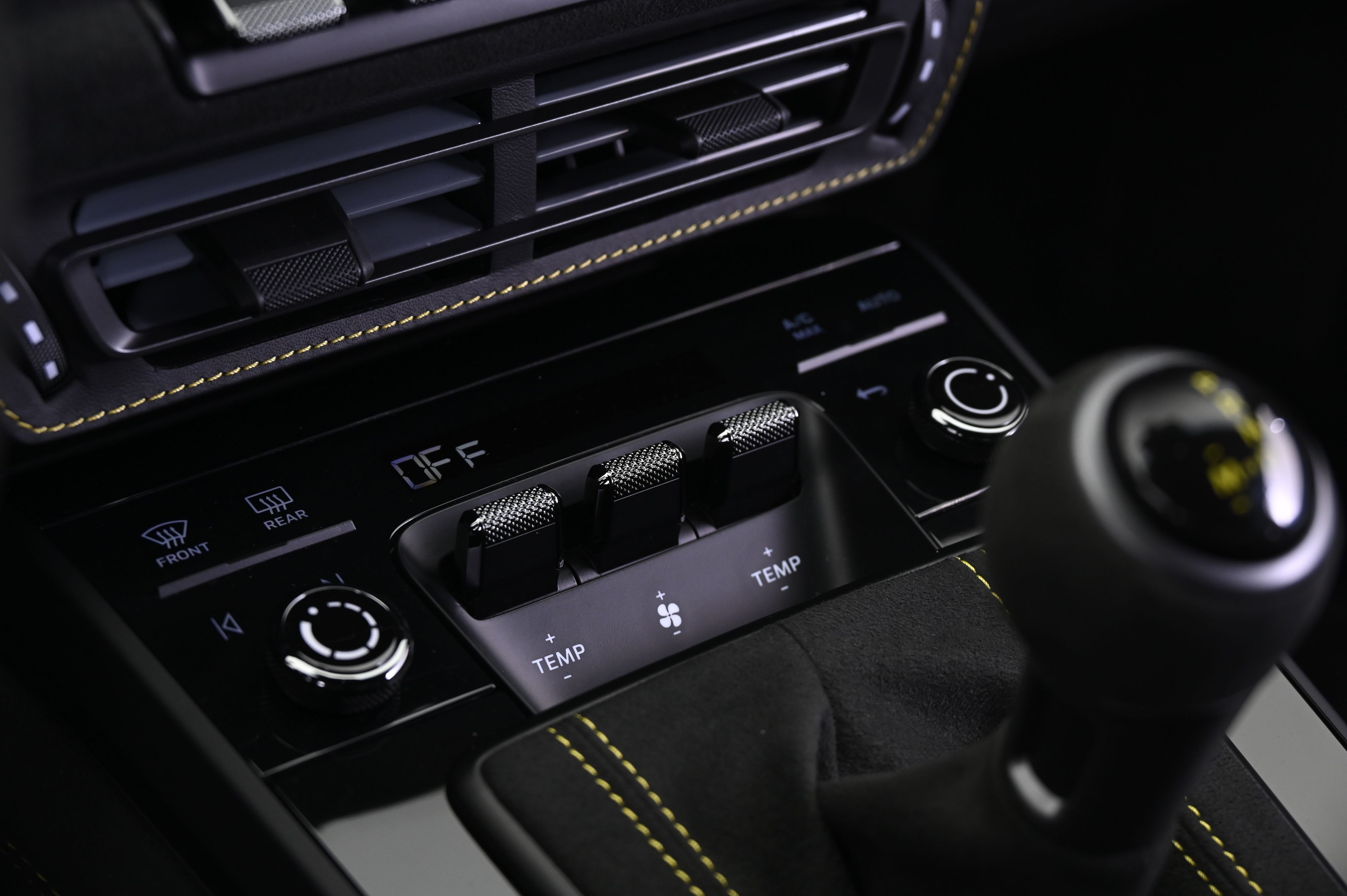 Thumbnail: 2024 Porsche 911 - 29