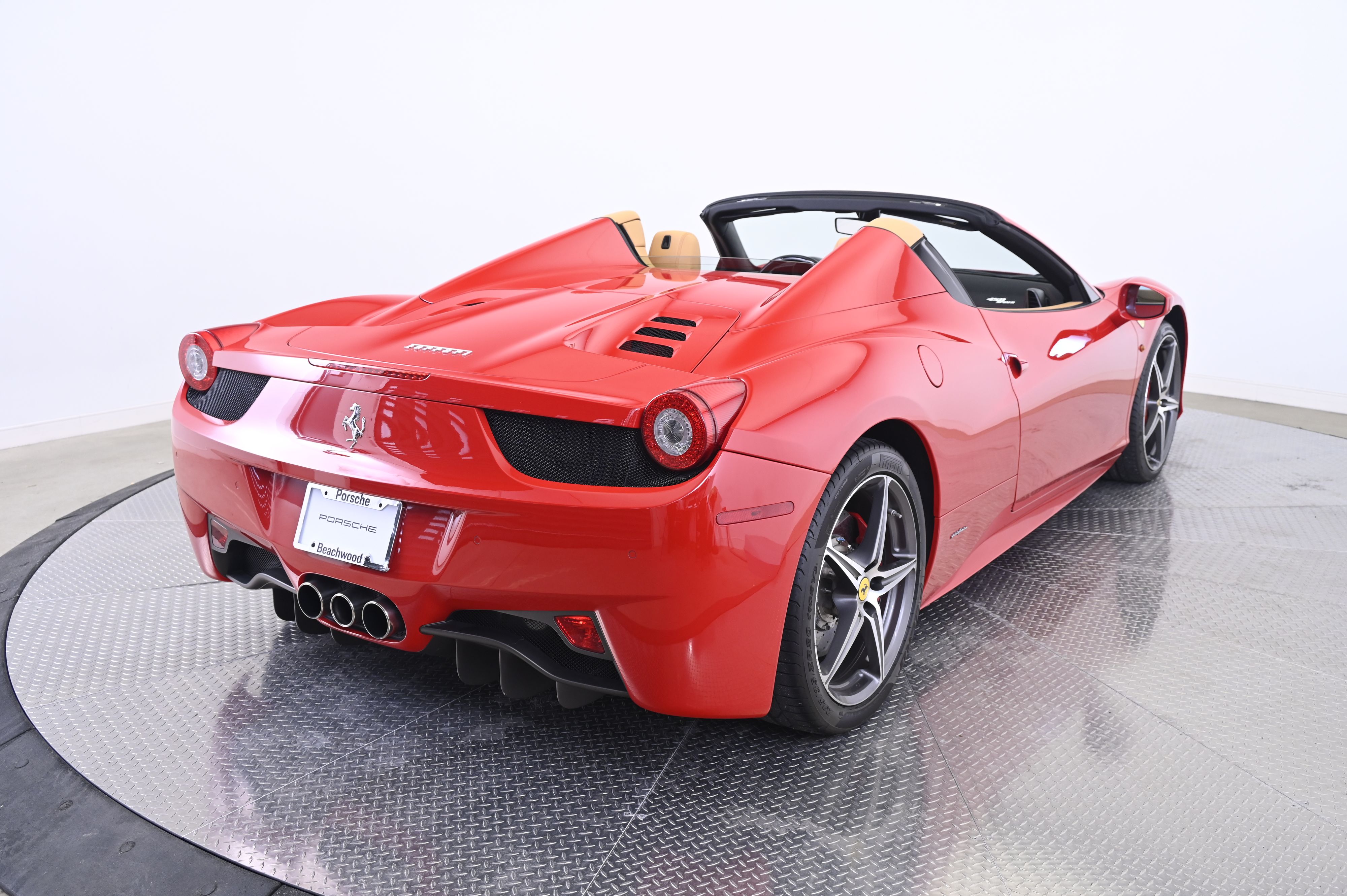 Thumbnail: 2013 Ferrari 458 - 7