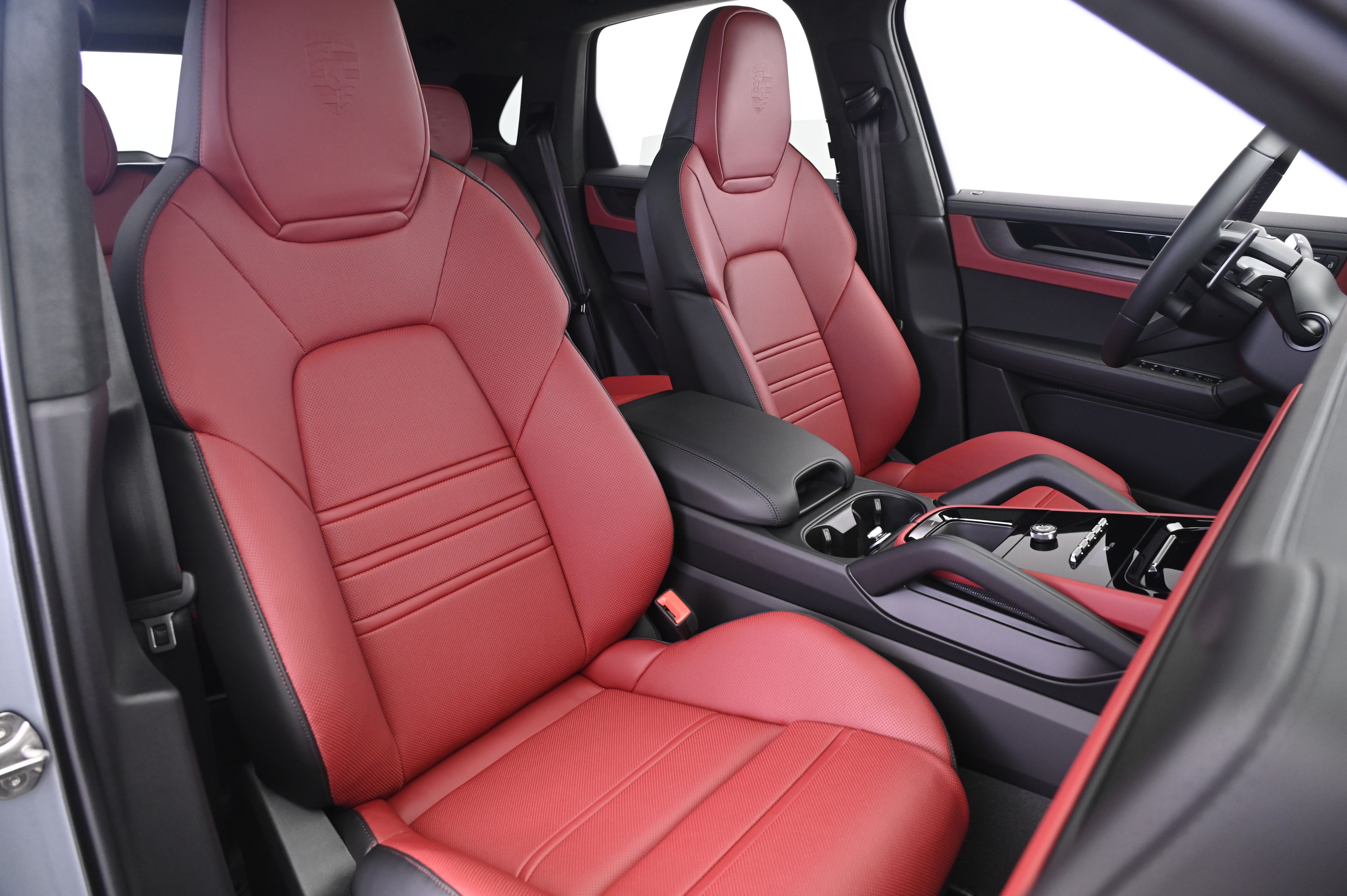 Thumbnail: 2026 Porsche Cayenne - 24