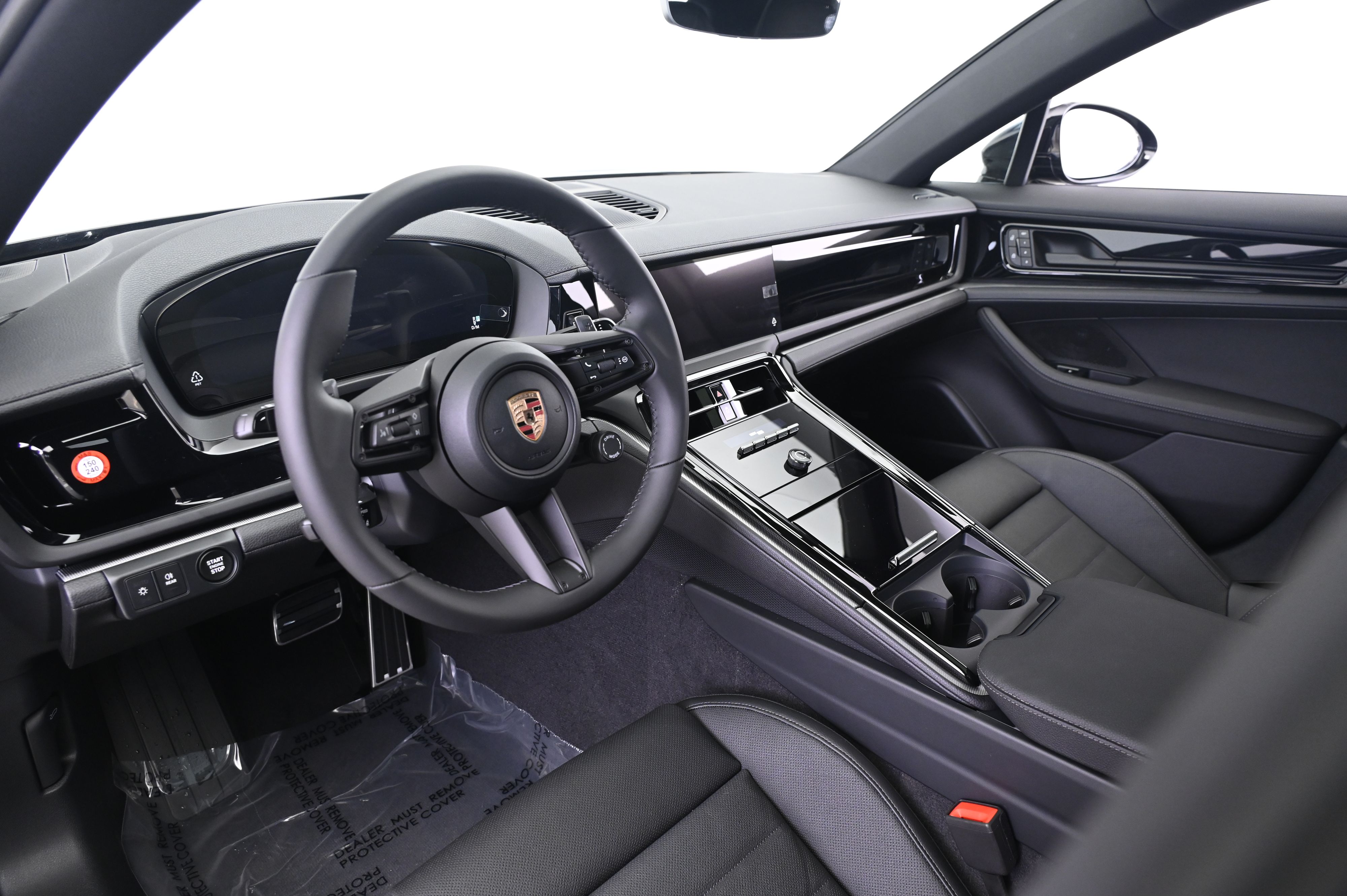 Thumbnail: 2026 Porsche Panamera - 28