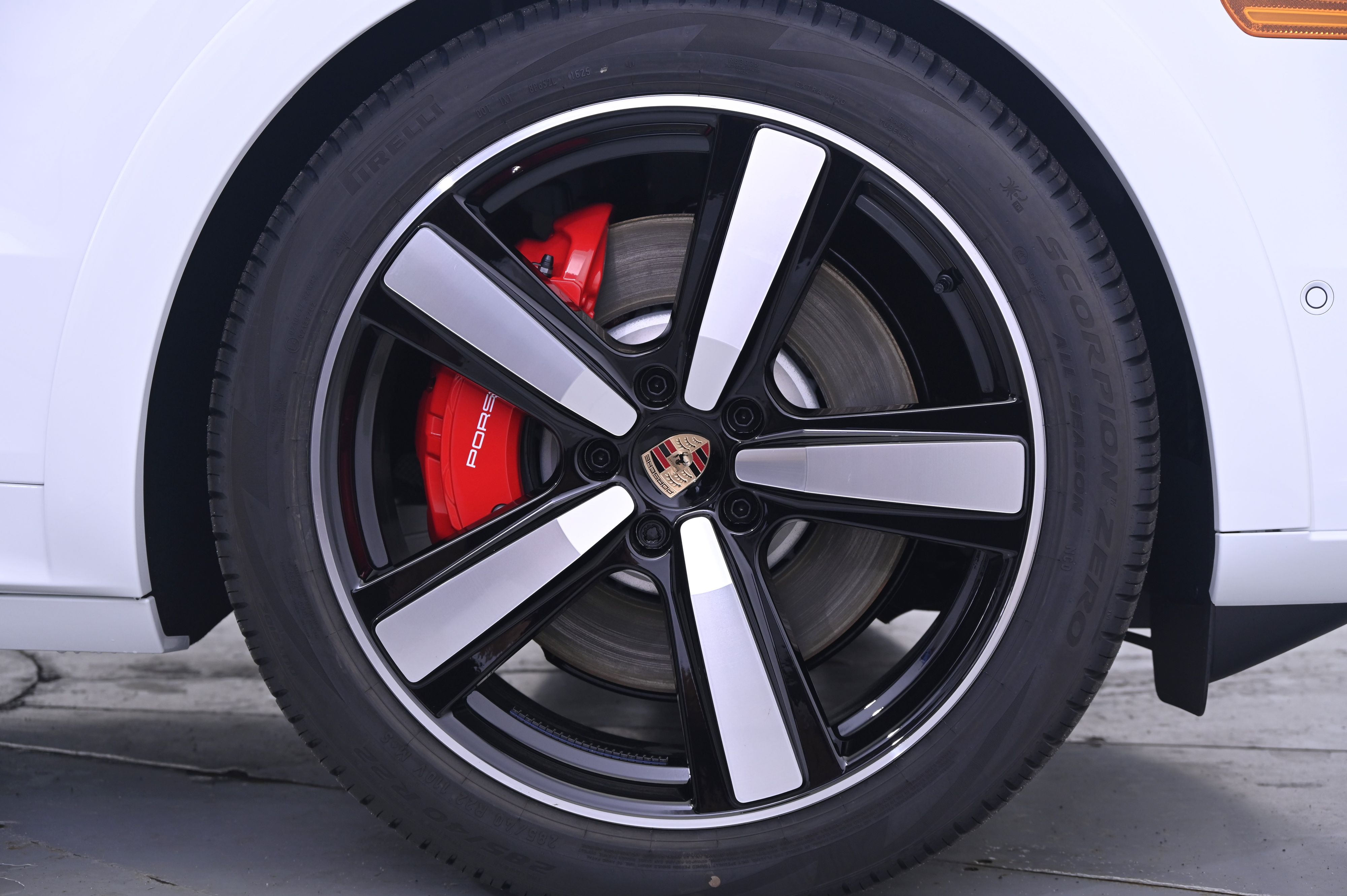 Thumbnail: 2026 Porsche Cayenne - 14