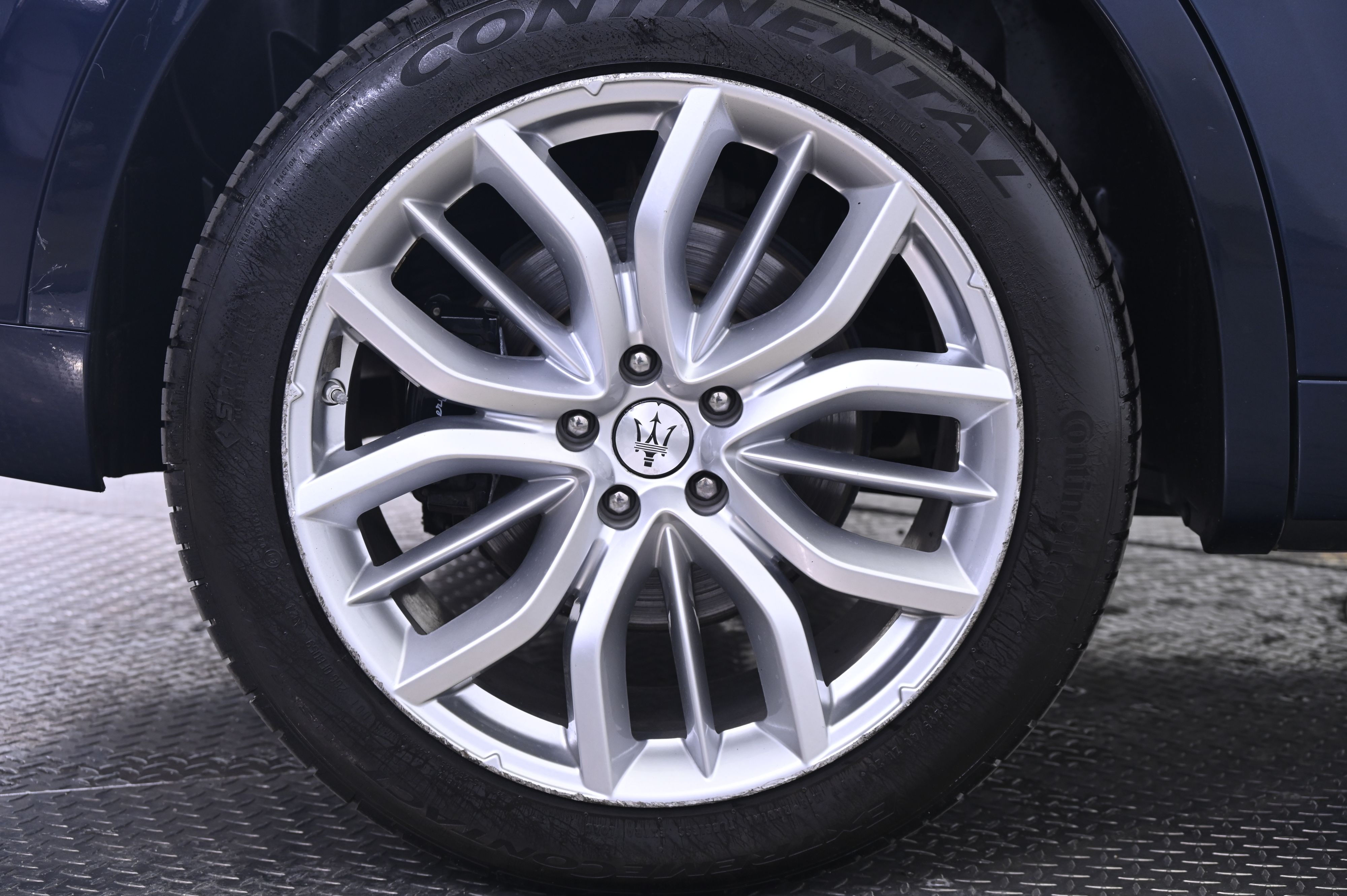 Thumbnail: 2020 Maserati Levante - 13