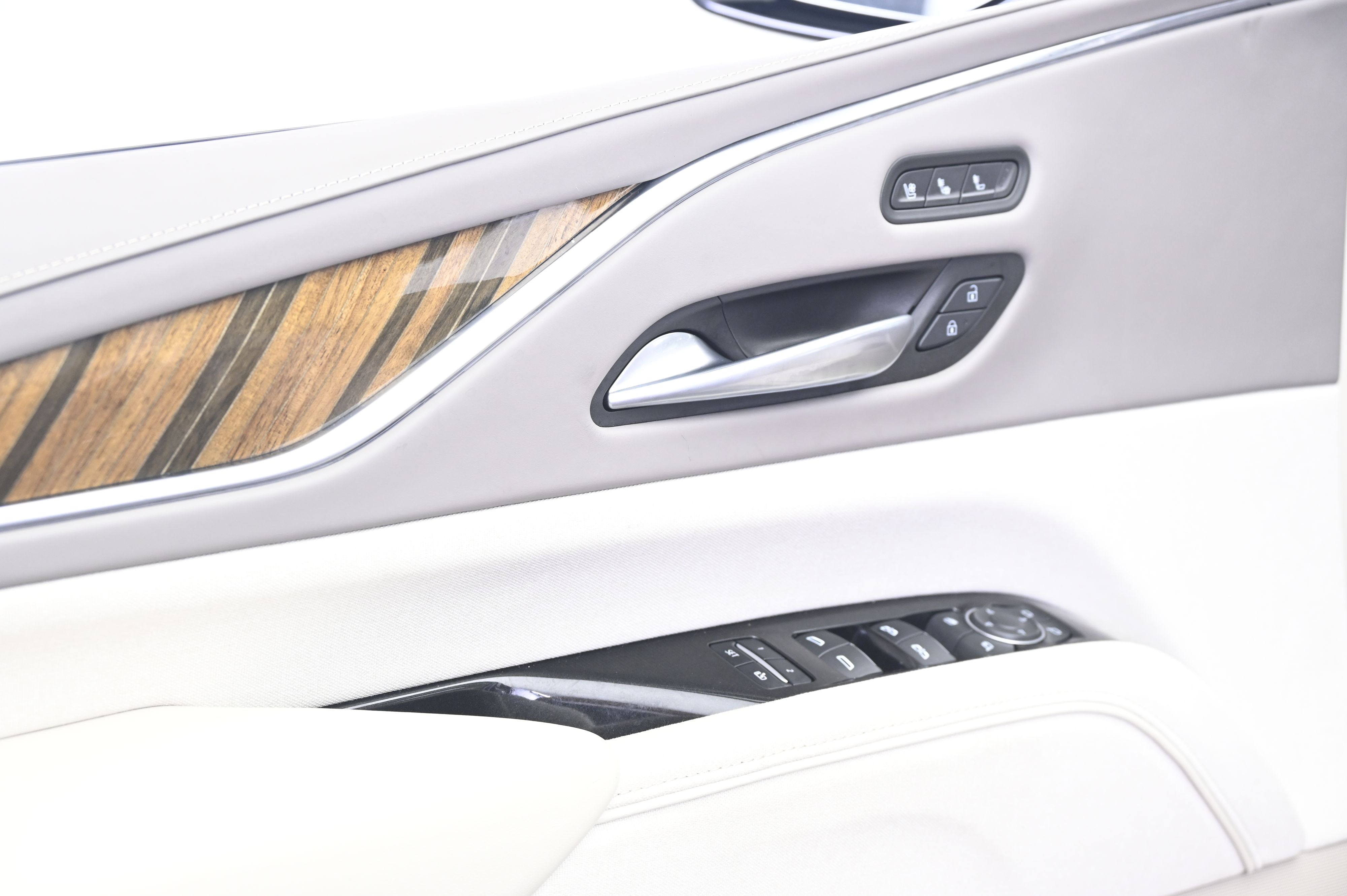 Thumbnail: 2022 Cadillac Escalade - 29