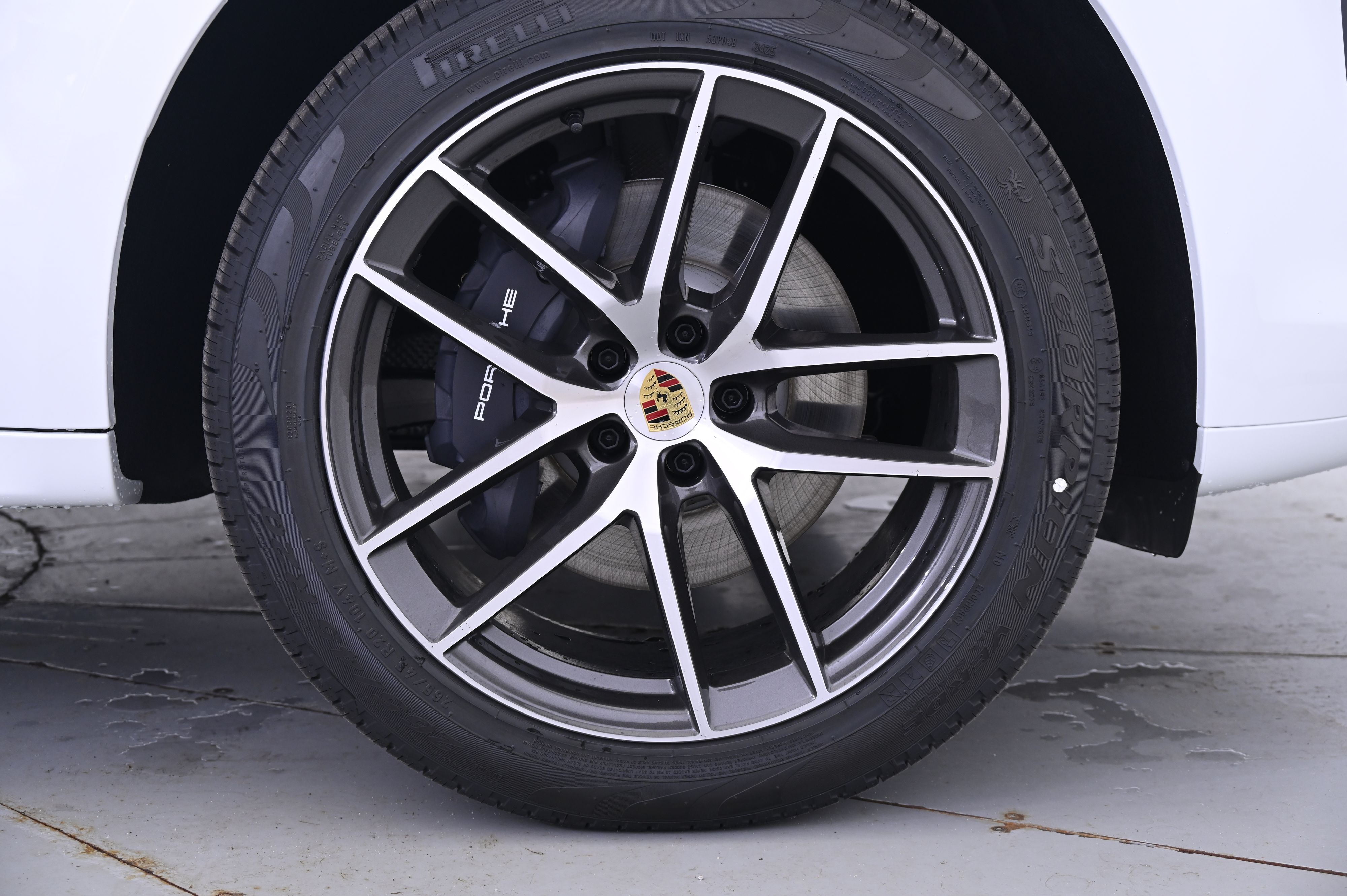 Thumbnail: 2026 Porsche Macan - 14