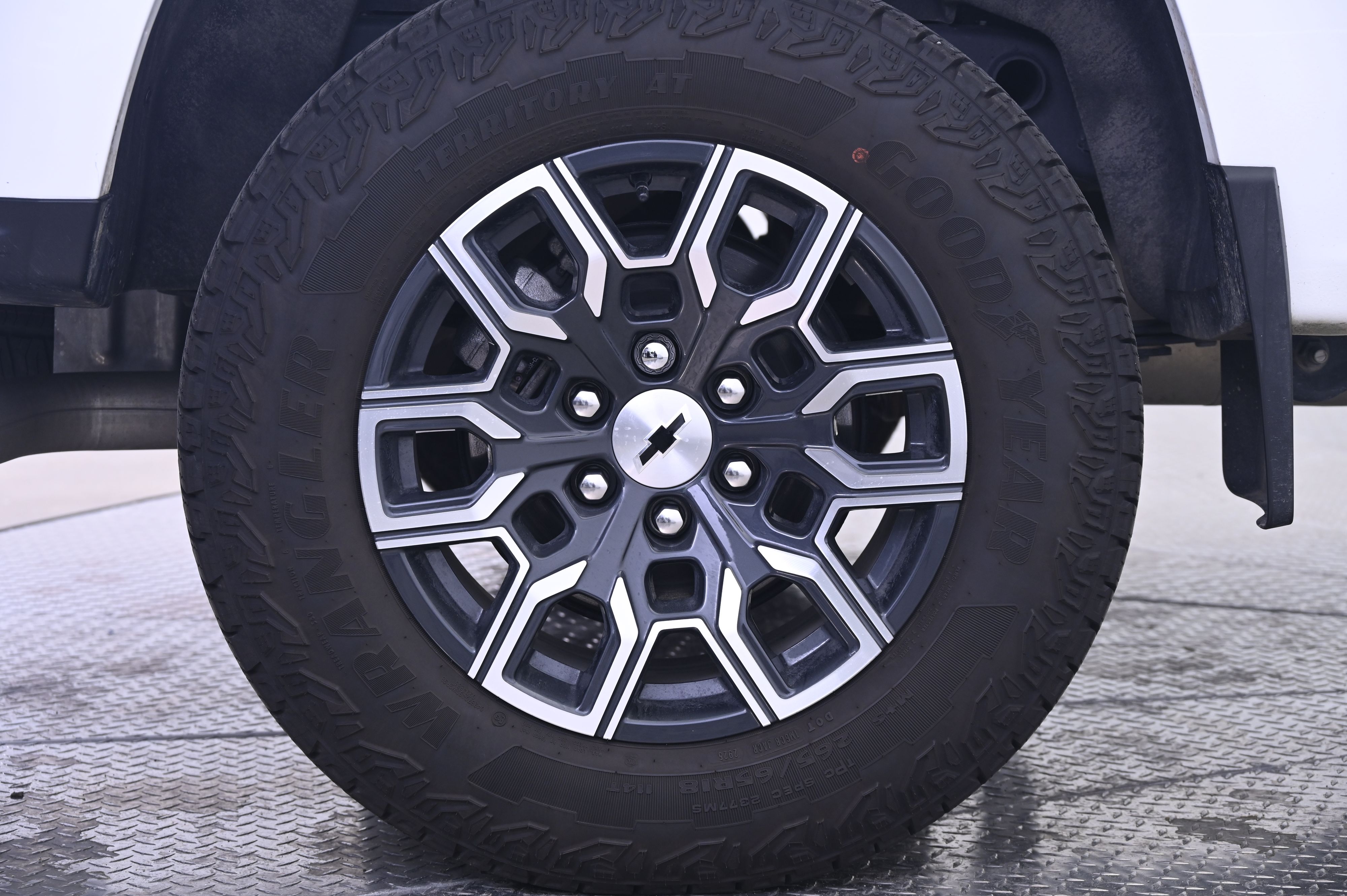 Thumbnail: 2026 Chevrolet Colorado - 13