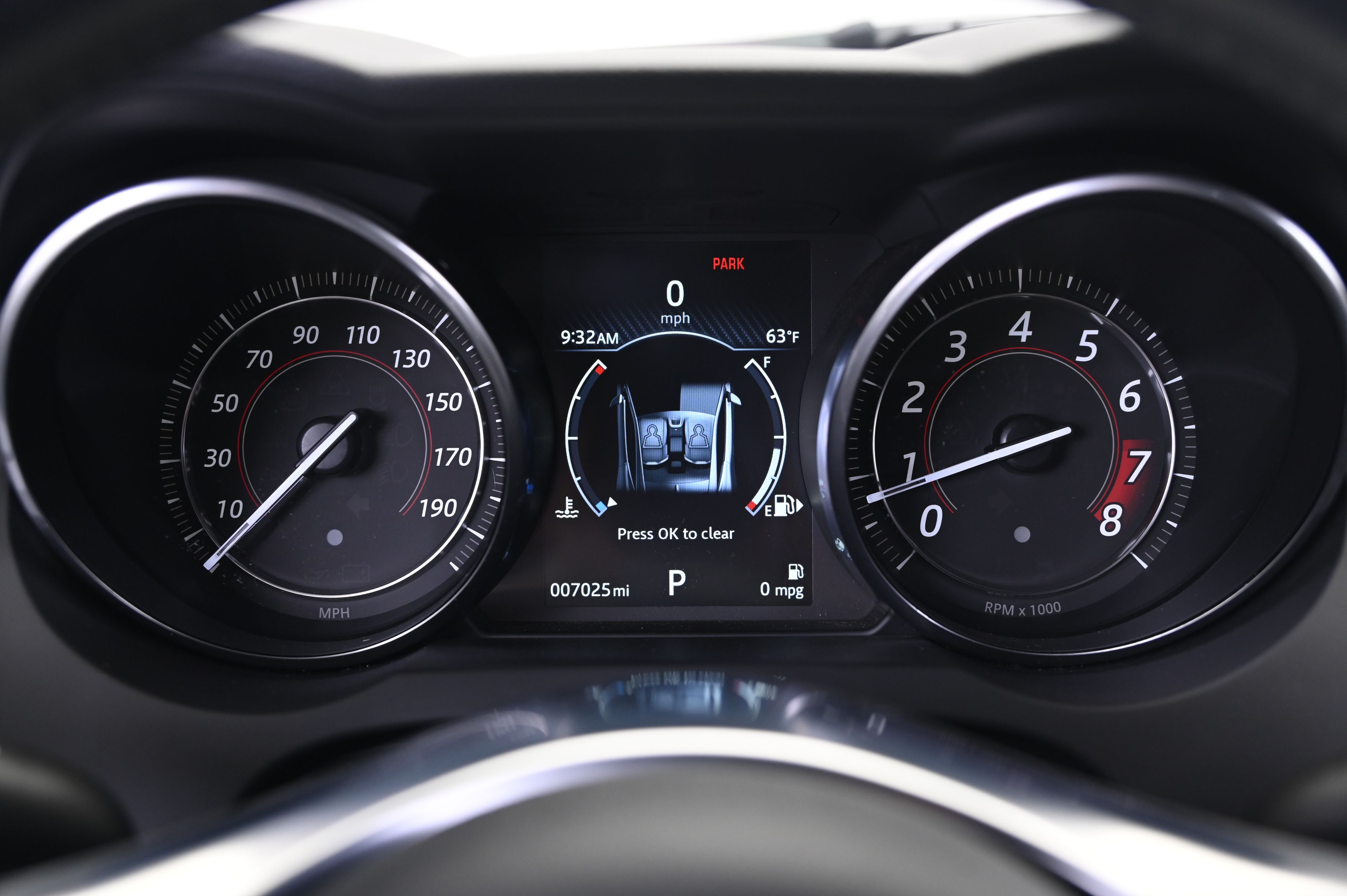 Thumbnail: 2018 Jaguar F-Type - 29