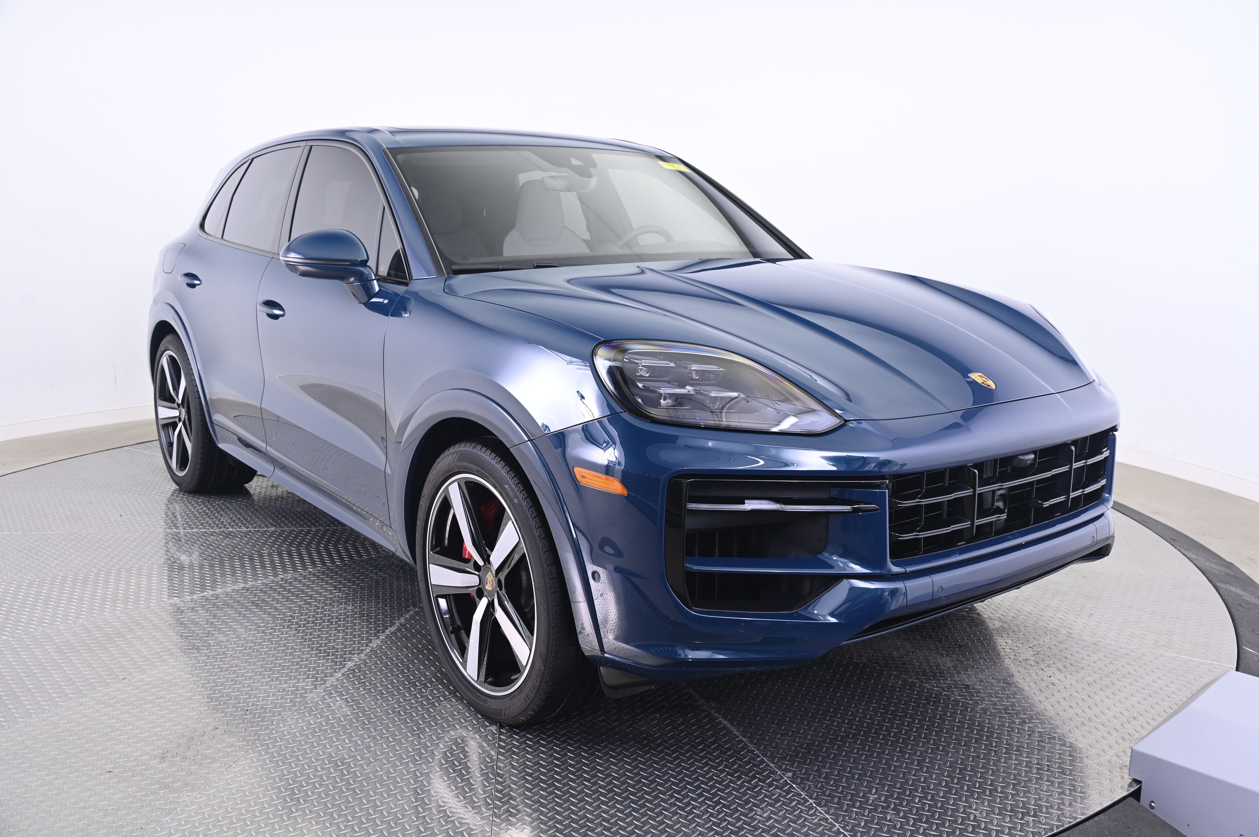 Thumbnail: 2024 Porsche Cayenne - 9