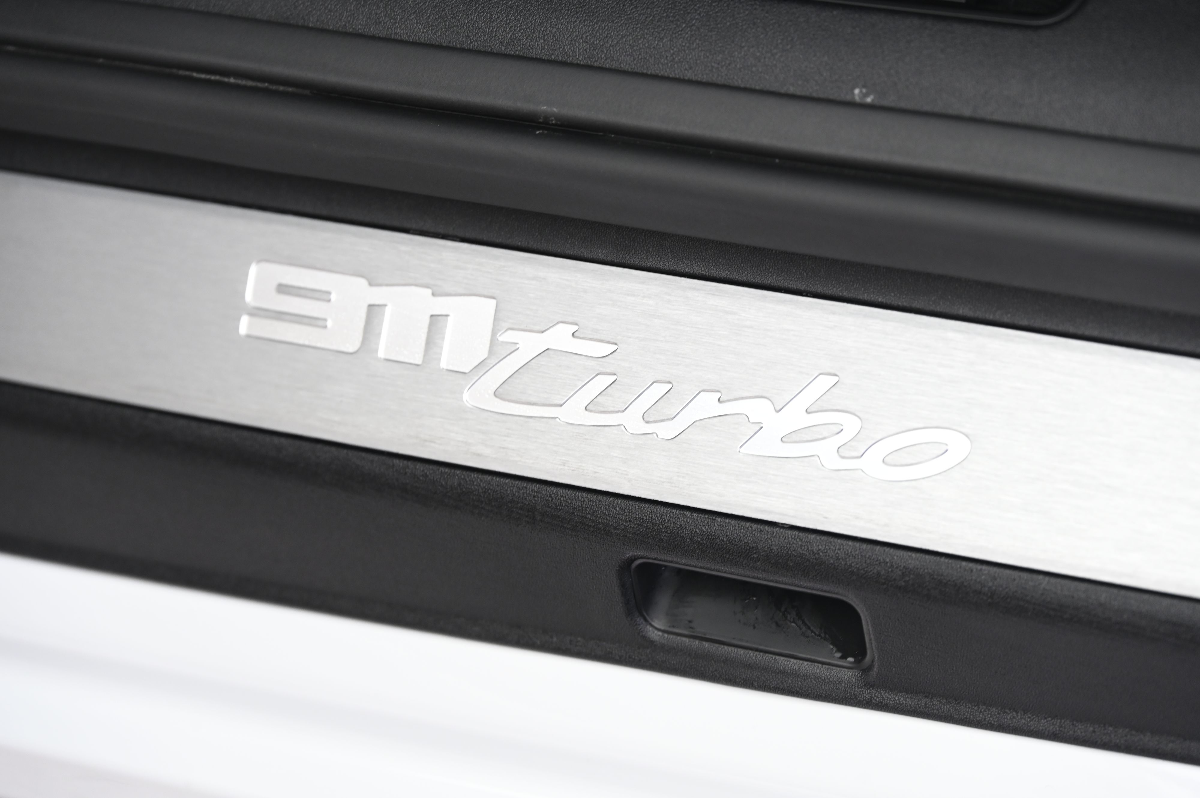 Thumbnail: 2024 Porsche 911 - 24