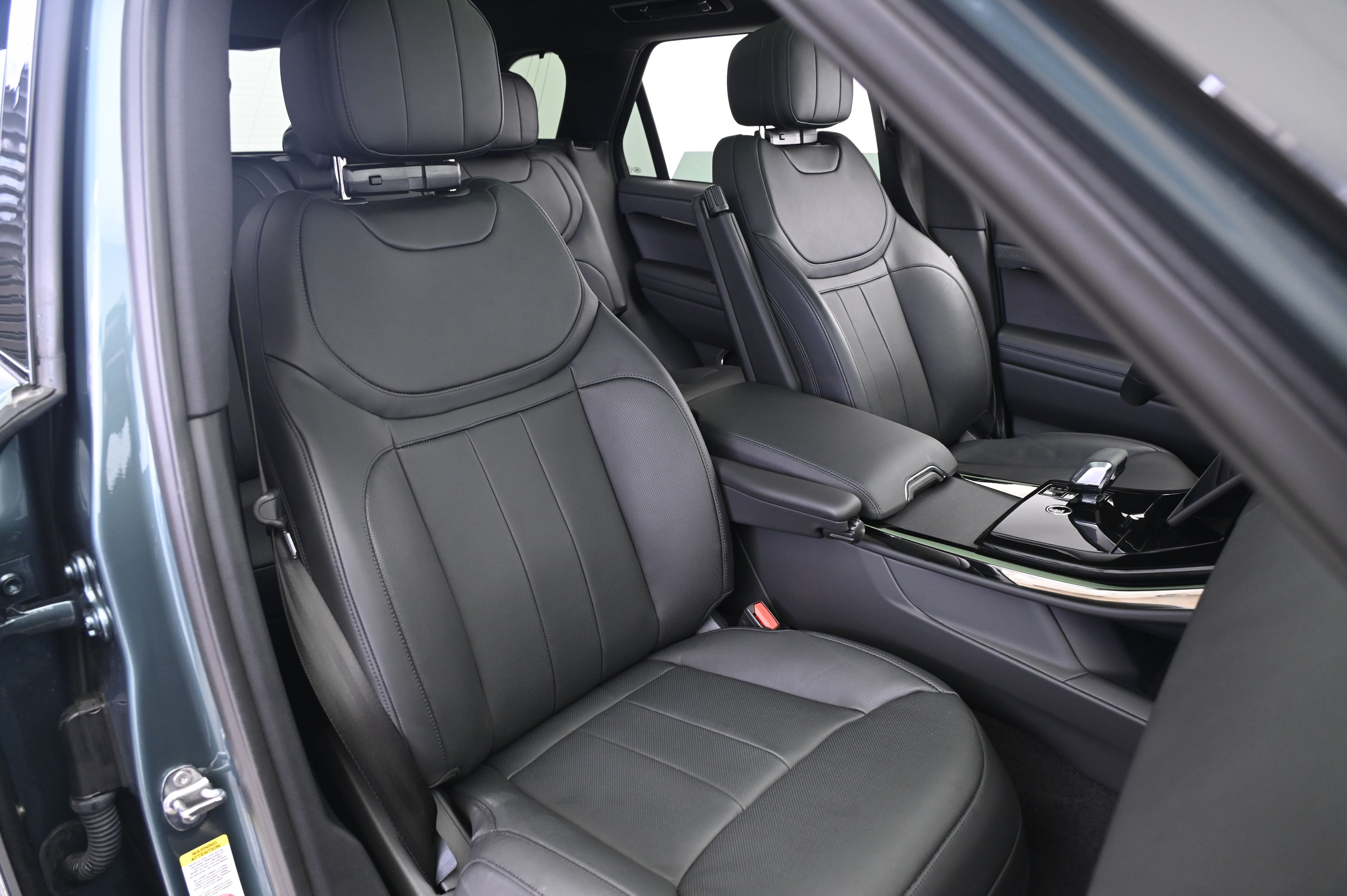 Thumbnail: 2024 Land Rover Range Rover Sport - 24