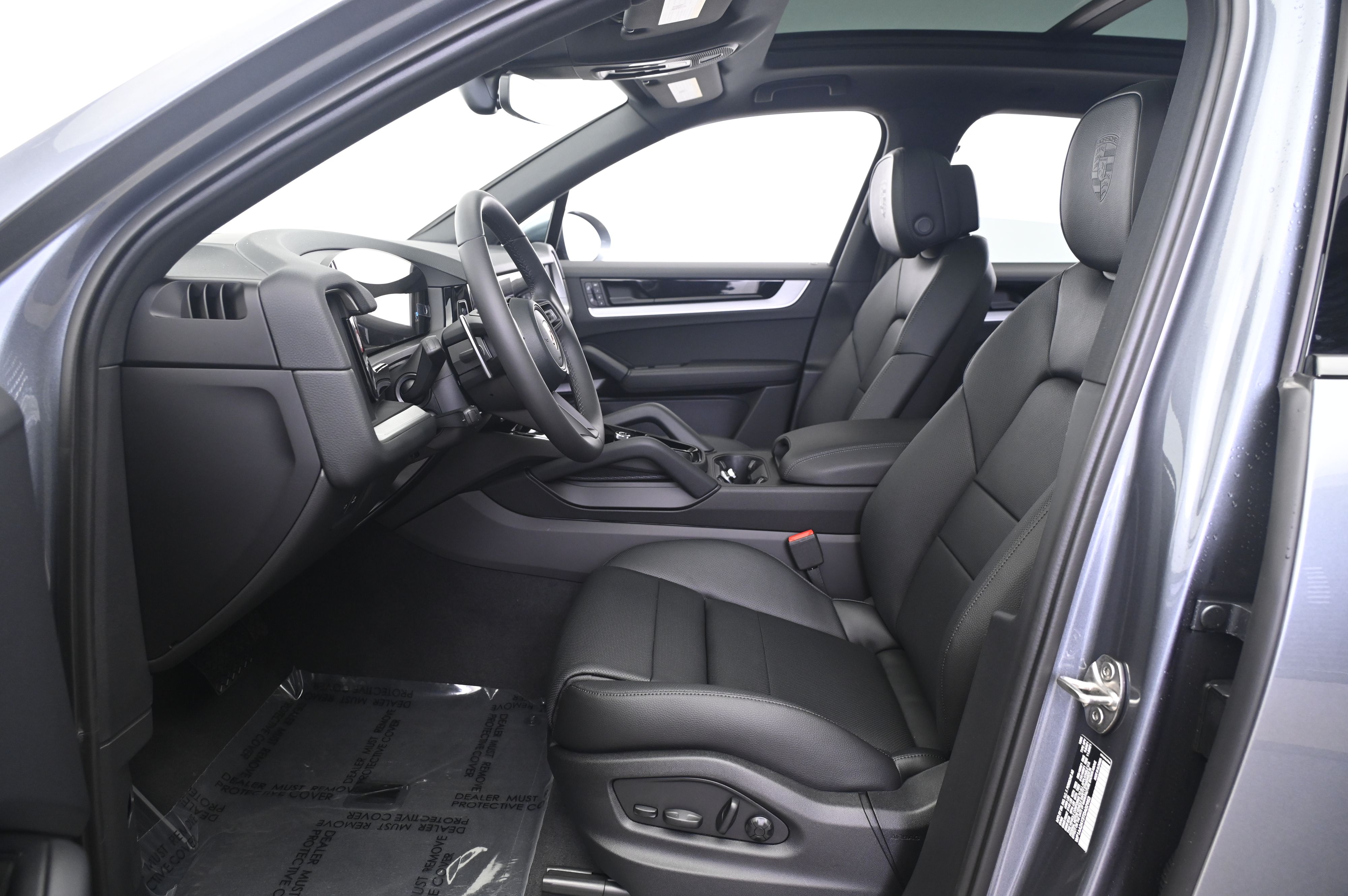 Thumbnail: 2026 Porsche Cayenne - 29